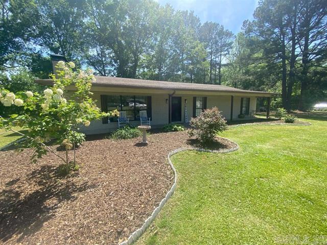 9 Snowden  Greenbrier, AR