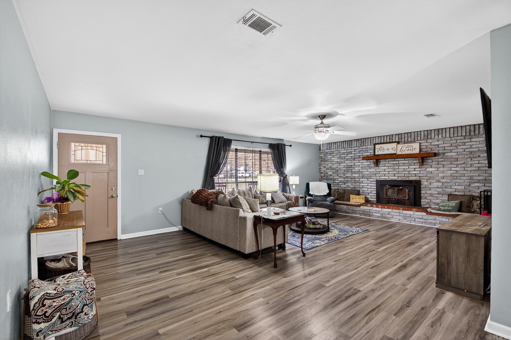 9 Snowden  Greenbrier, AR