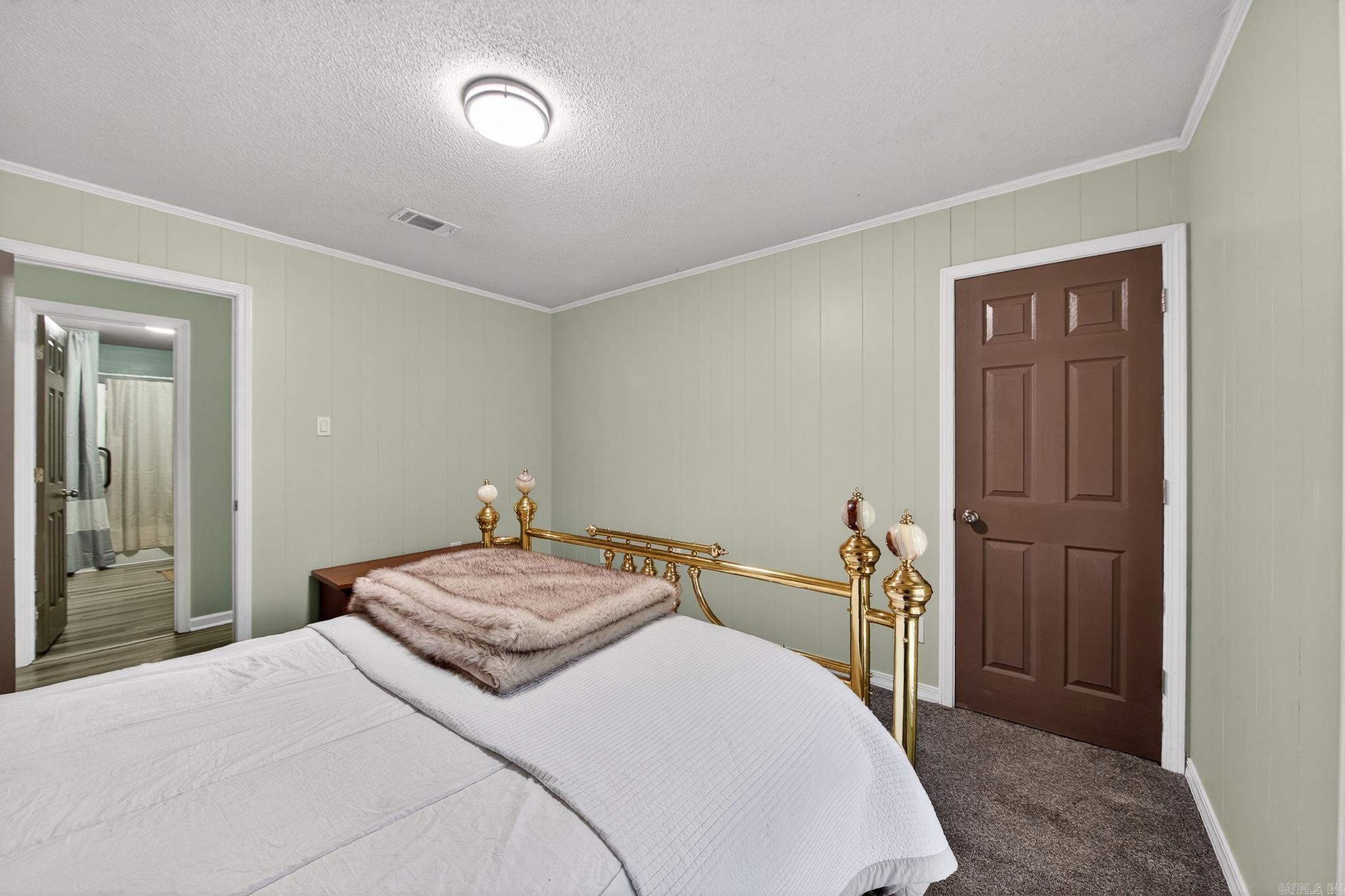 9 Snowden  Greenbrier, AR