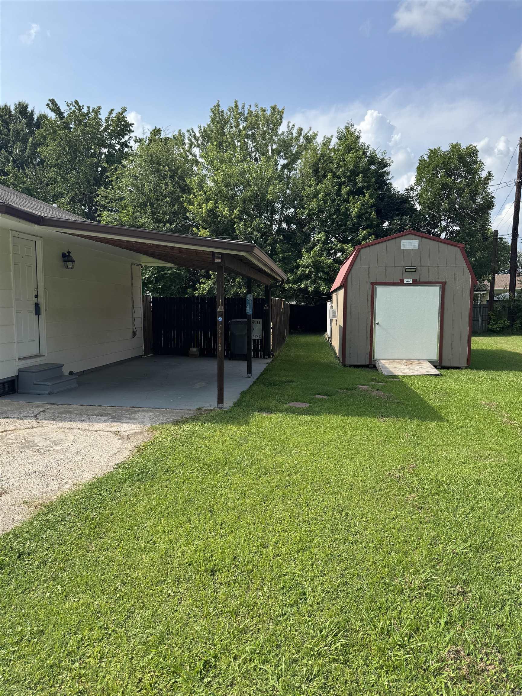 1809 Woodland  Paragould, AR