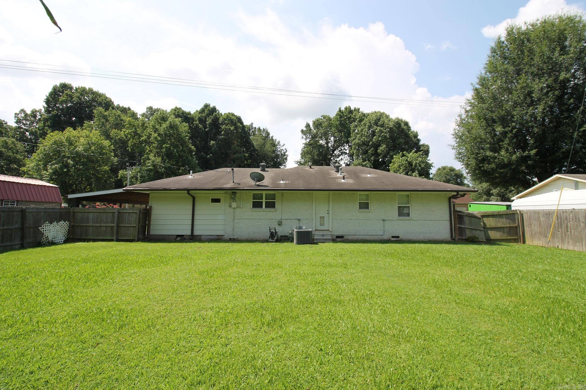 1809 Woodland  Paragould, AR