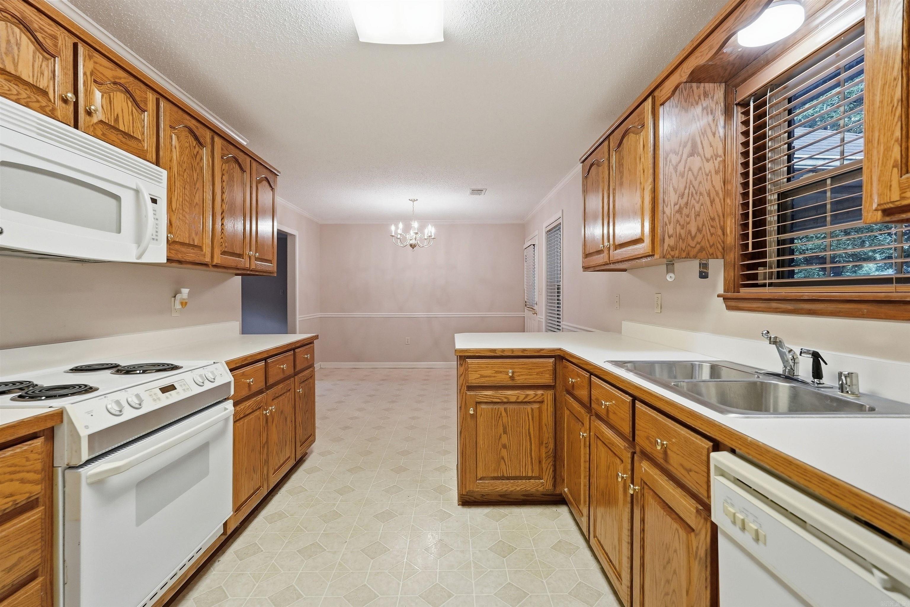307 Crain  Searcy, AR