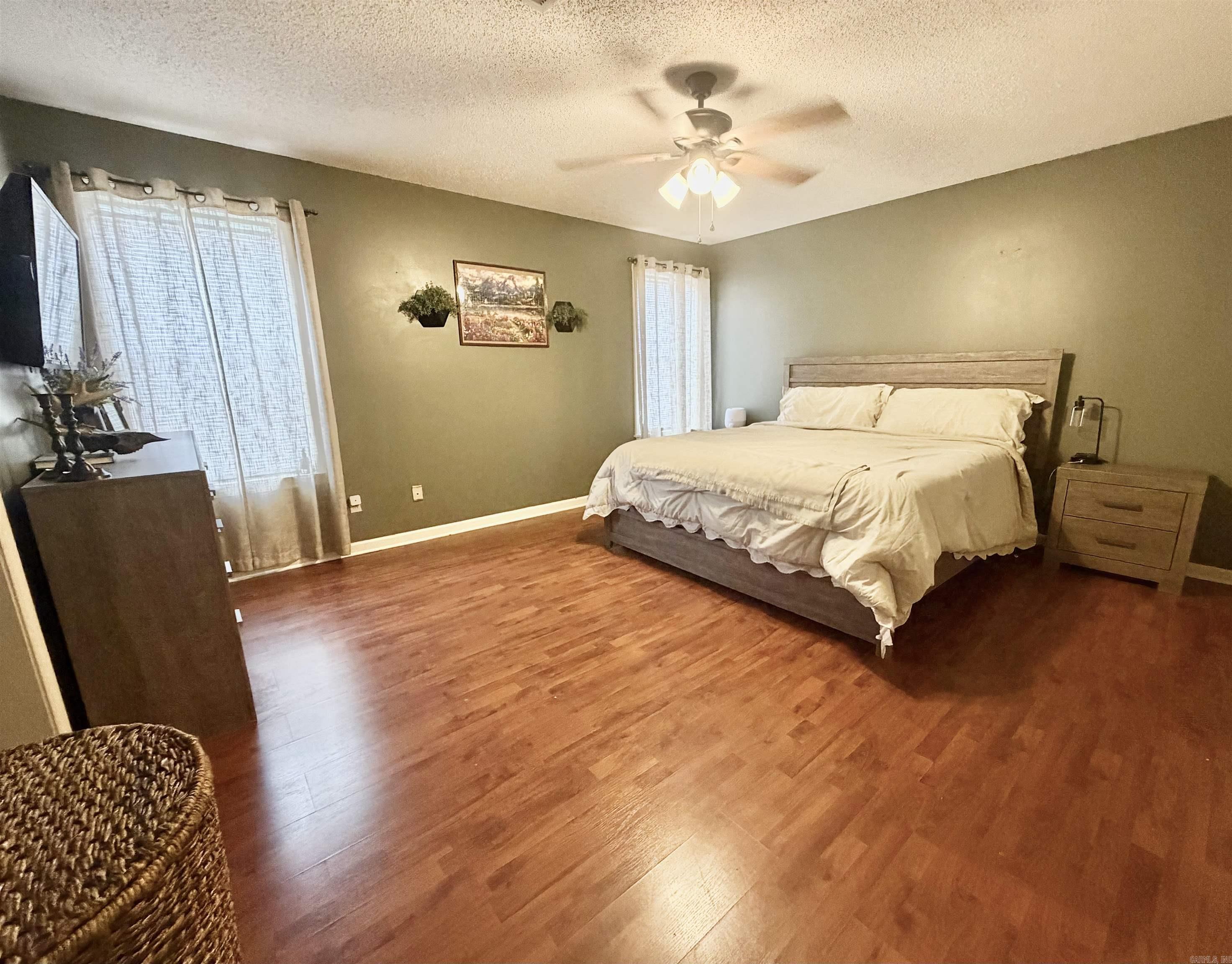 10 Valley Ct.  Sheridan, AR
