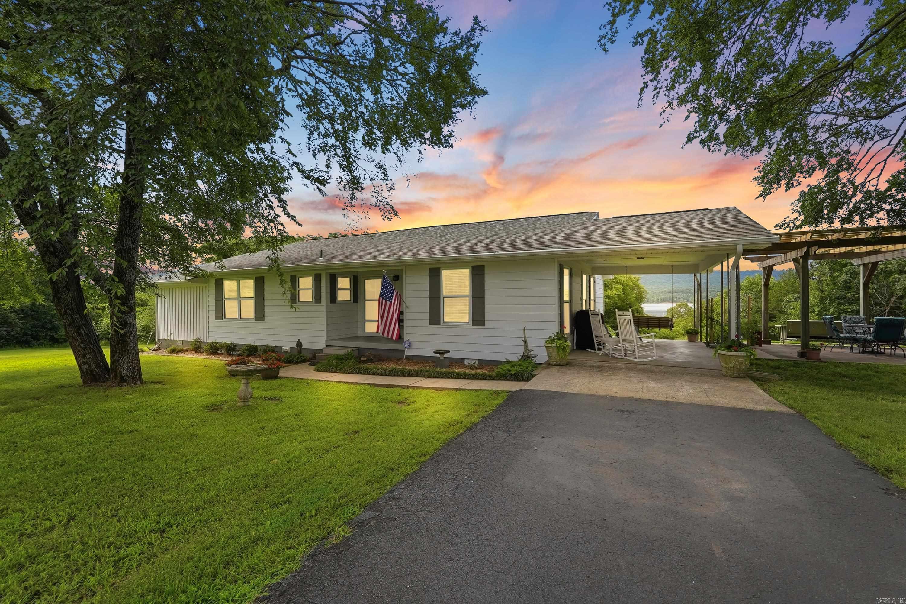 4268 Highway 330