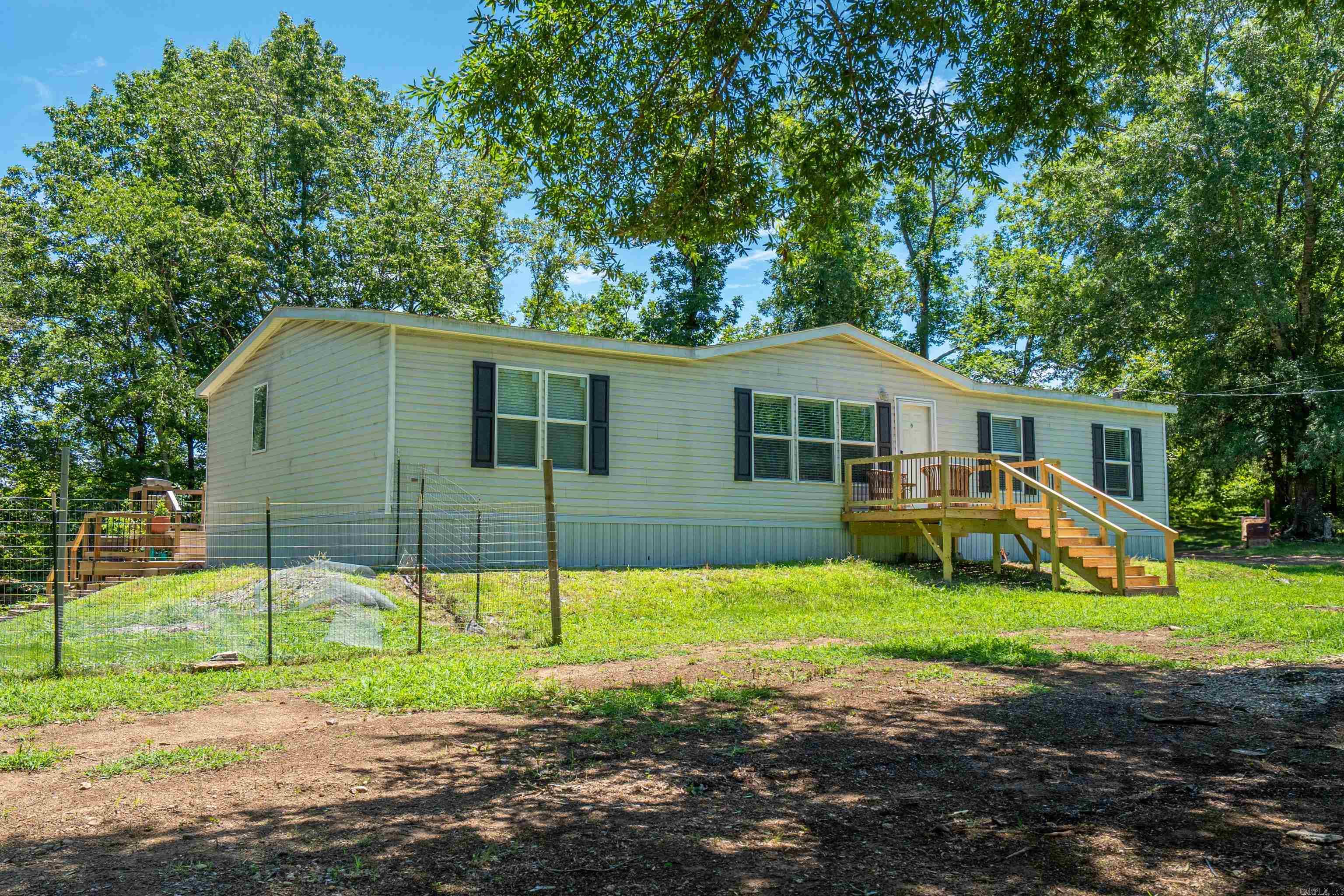 327 Nomoe Rd.  Royal, AR