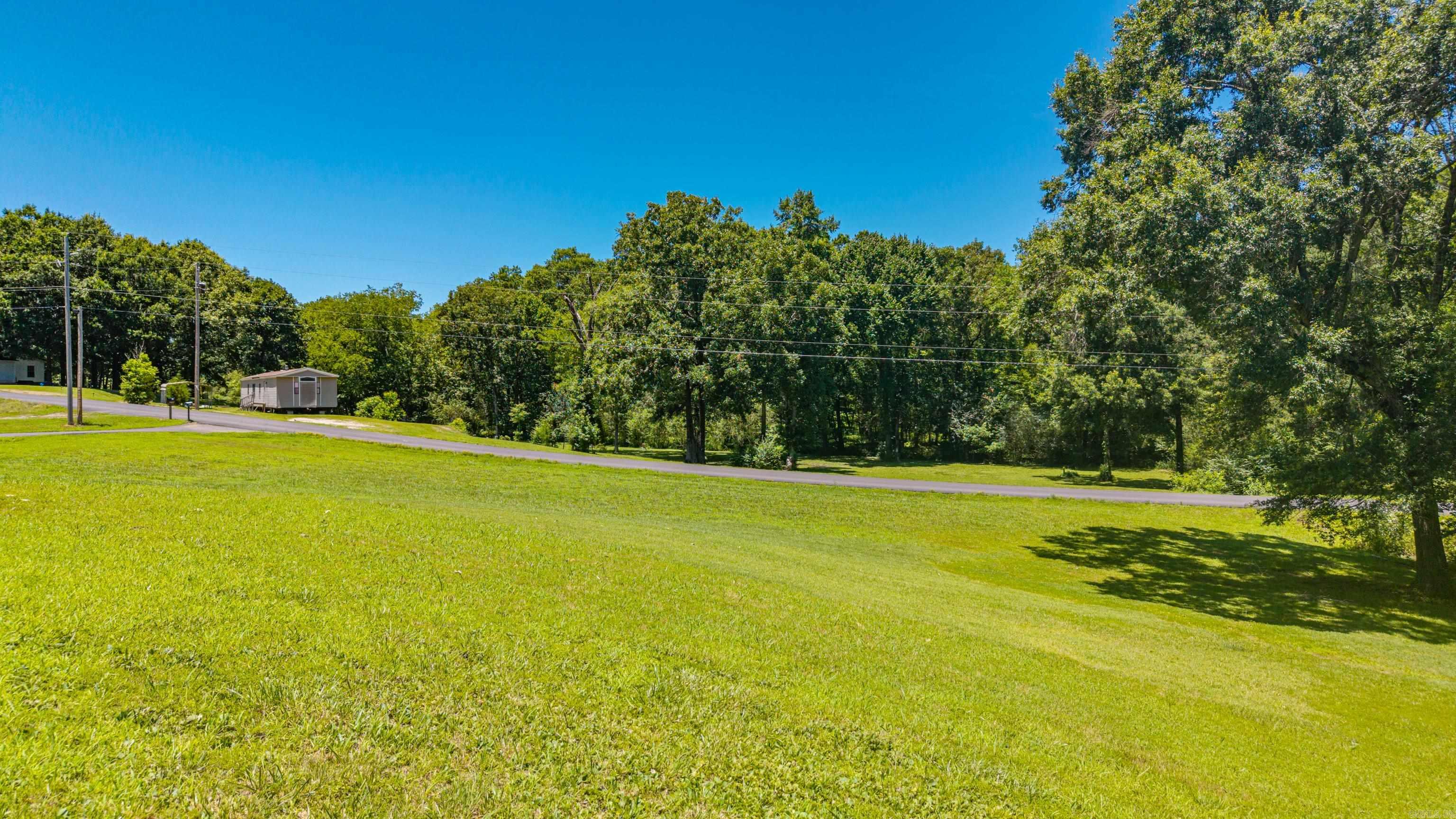 327 Nomoe Rd.  Royal, AR