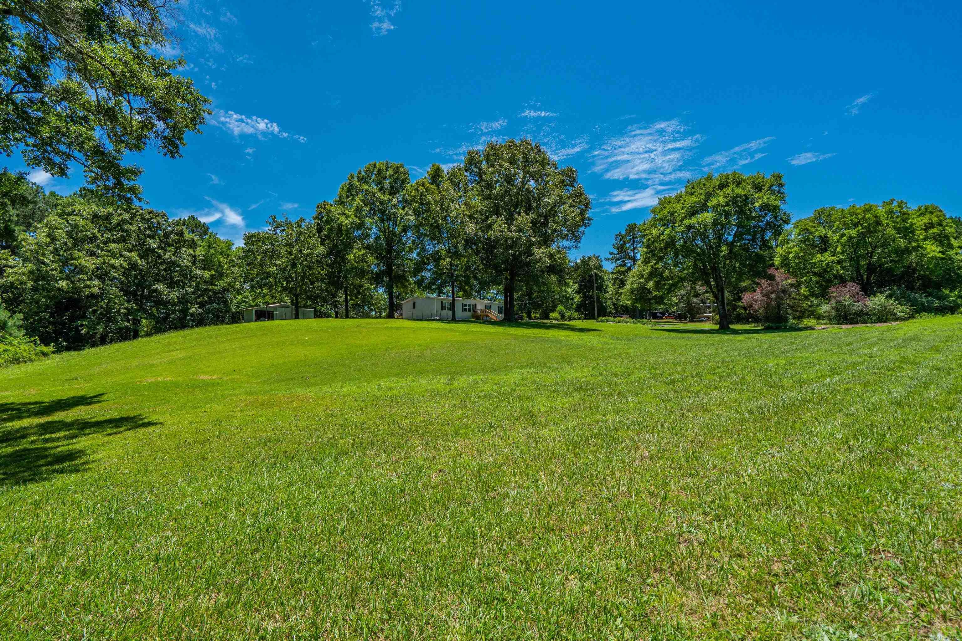 327 Nomoe Rd.  Royal, AR