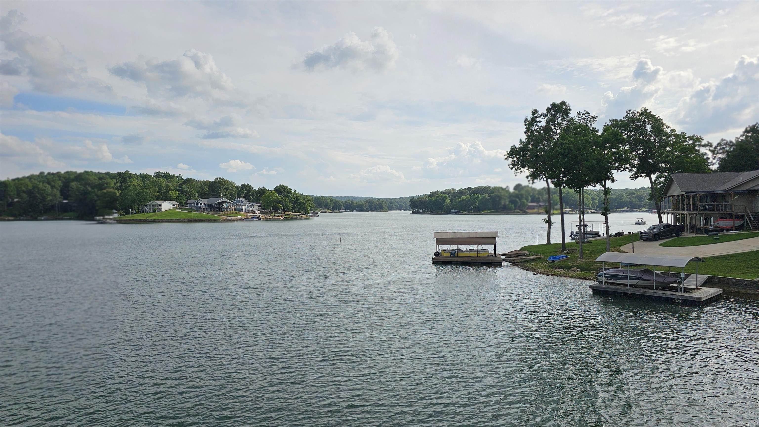 56 N Lakeshore Drive  Cherokee Village, AR