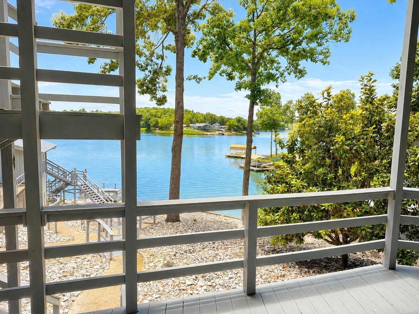 56 N Lakeshore Drive  Cherokee Village, AR