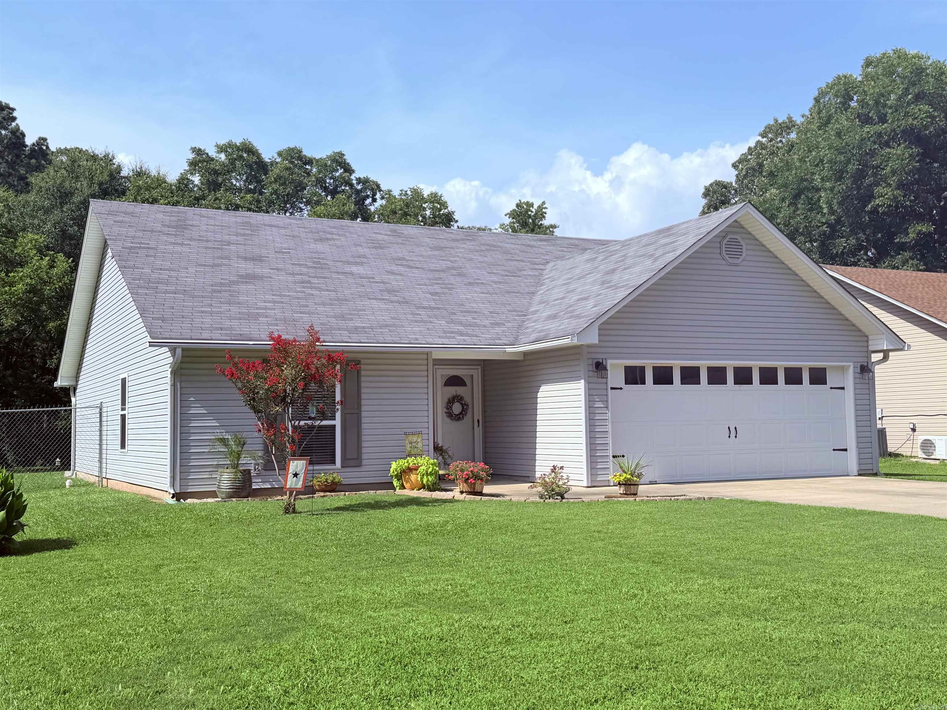 7007 Oxford Dr.  White Hall, AR