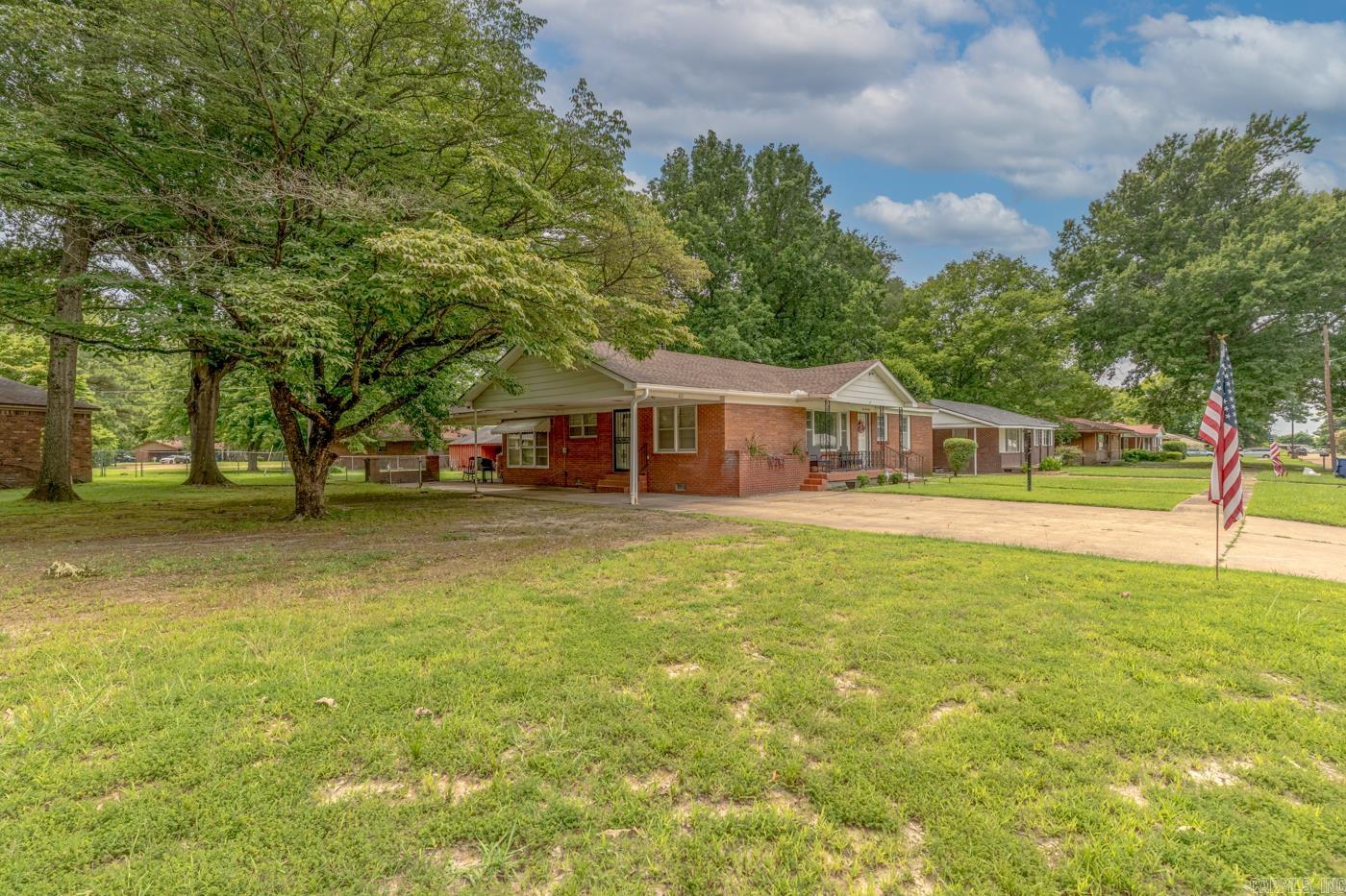 423 Laughrun  Forrest City, AR
