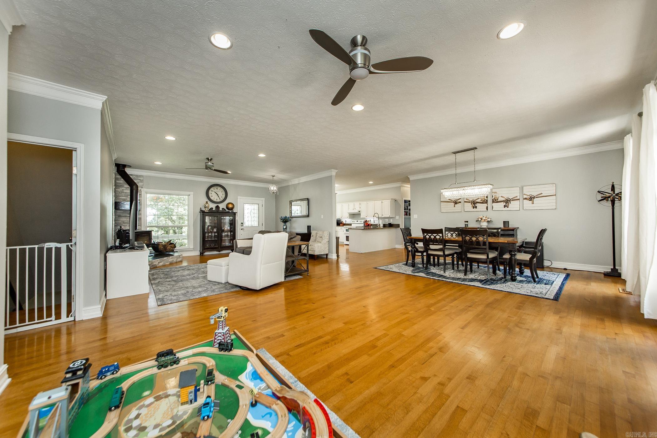 3045 Lewisburg Road  Austin, AR