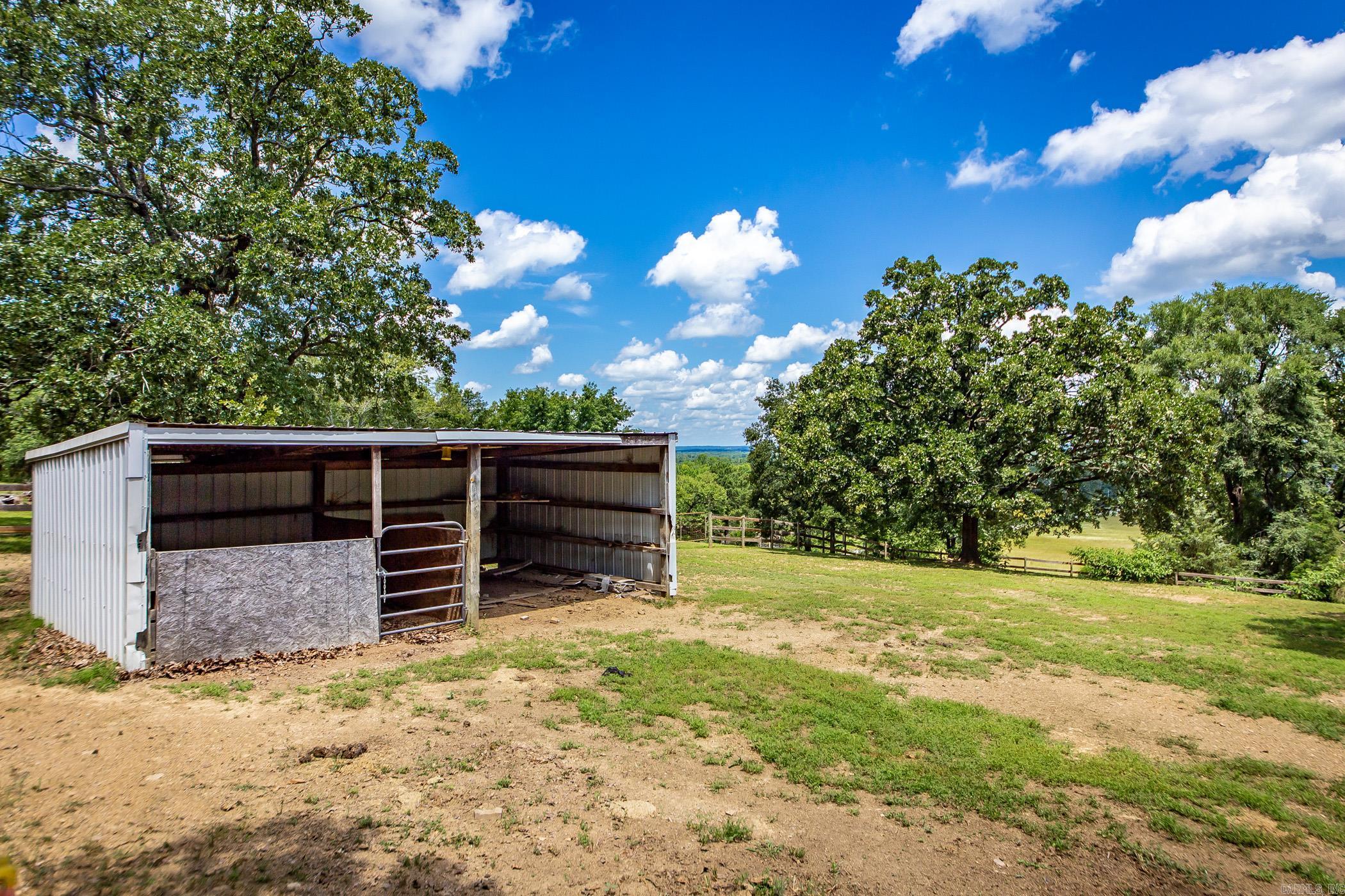 3045 Lewisburg Road  Austin, AR