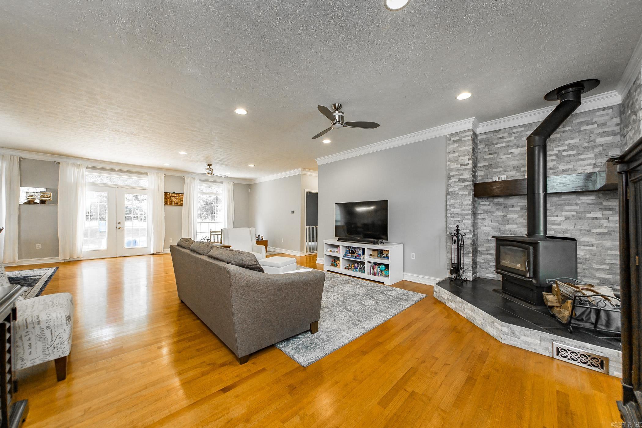 3045 Lewisburg Road  Austin, AR