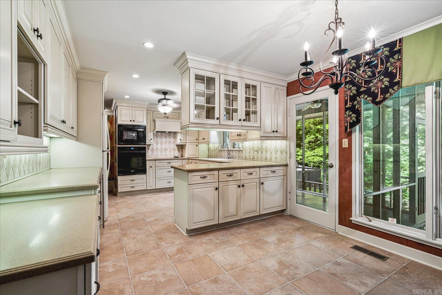 228 Summit  Forrest City, AR