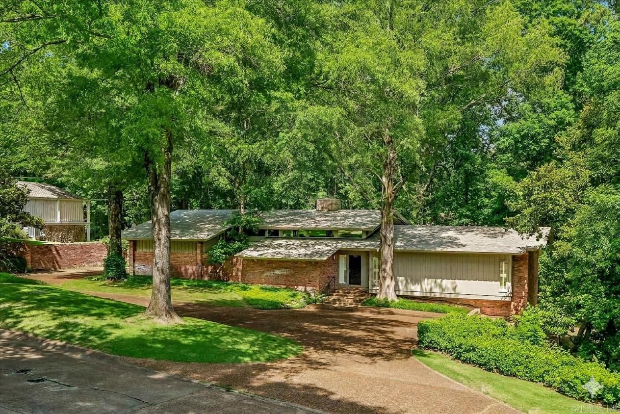 228 Summit  Forrest City, AR
