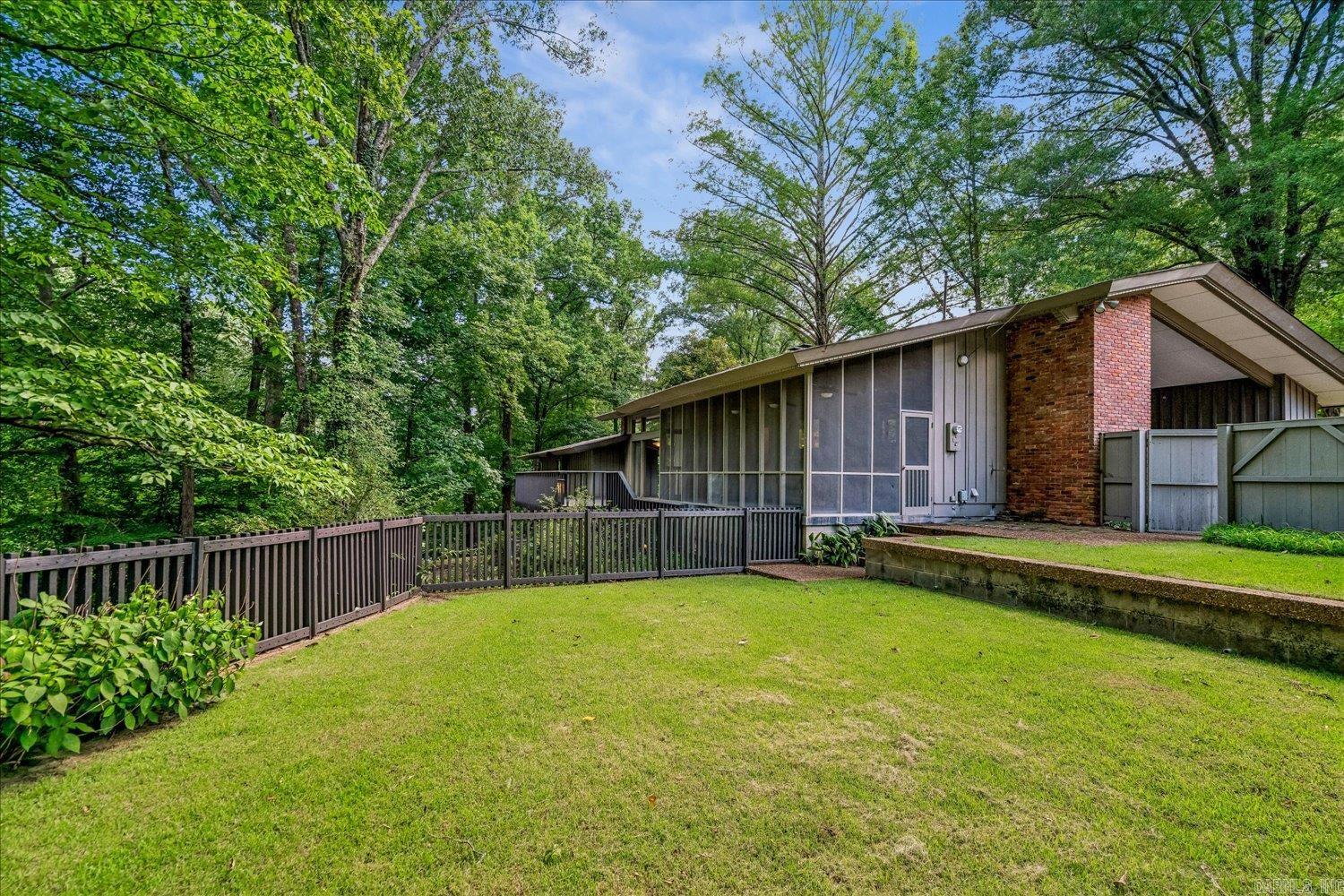228 Summit  Forrest City, AR
