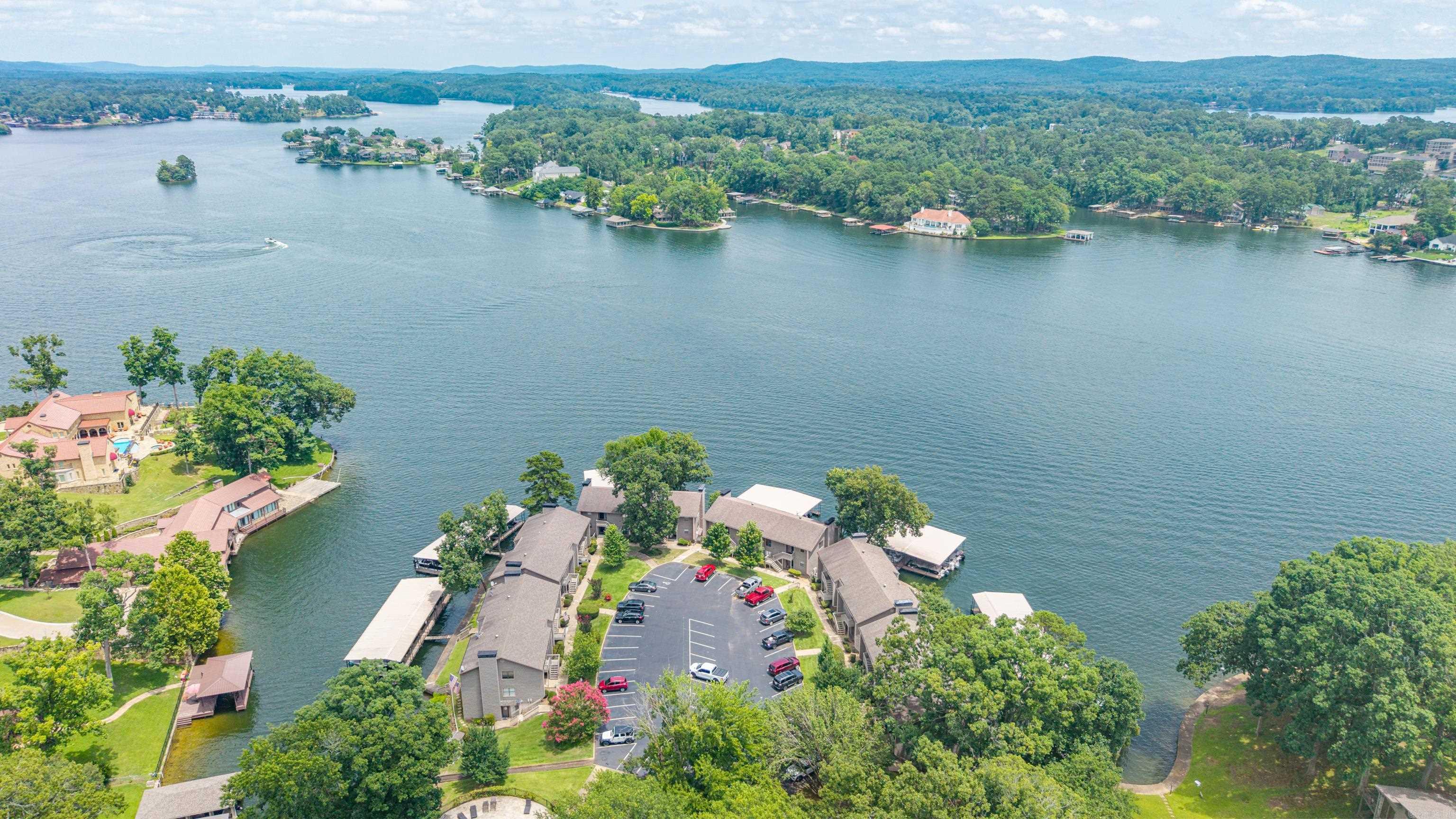 250 Grand Isle Dr  Hot Springs, AR