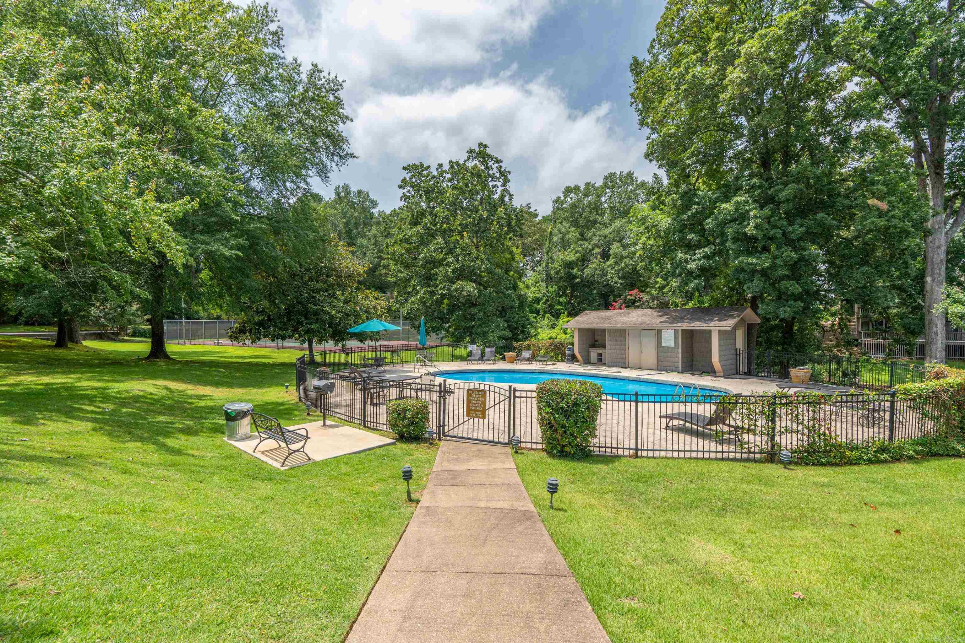 250 Grand Isle Dr  Hot Springs, AR