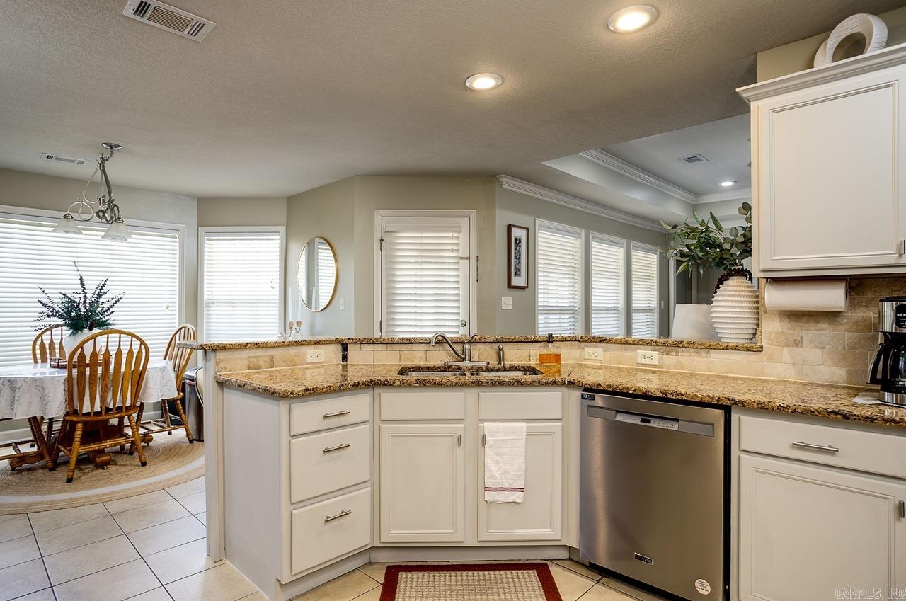 6034 Beaver Run Ln  Jonesboro, AR