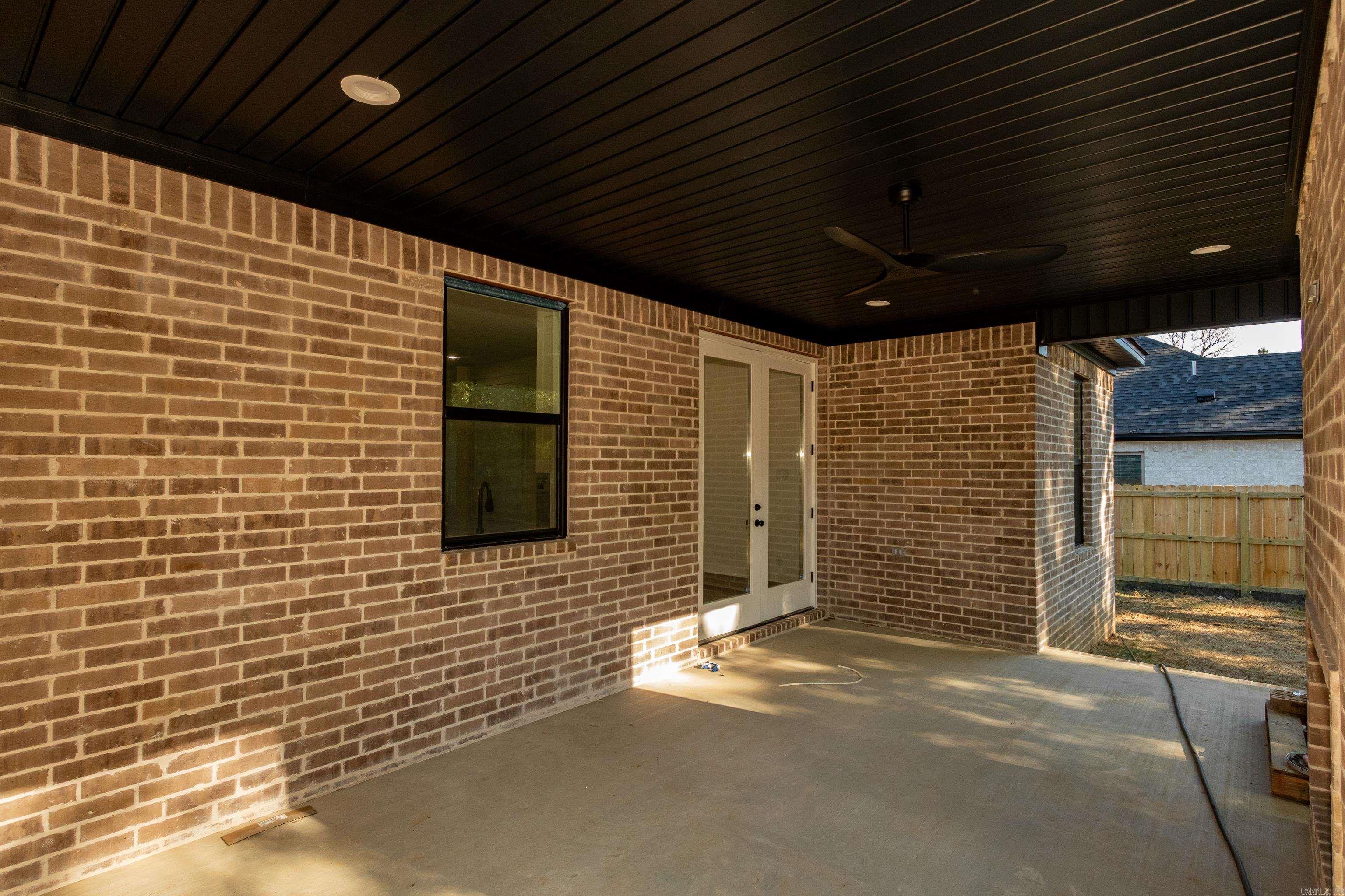 1433 JUSTICE  Jacksonville, AR