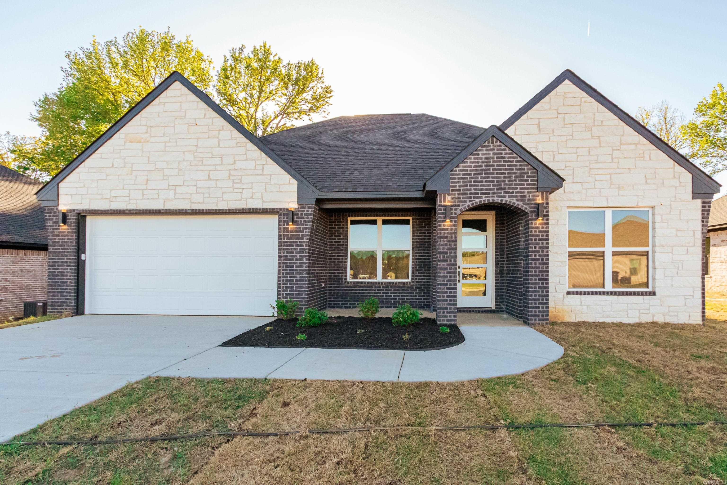 1437 Justice  Jacksonville, AR