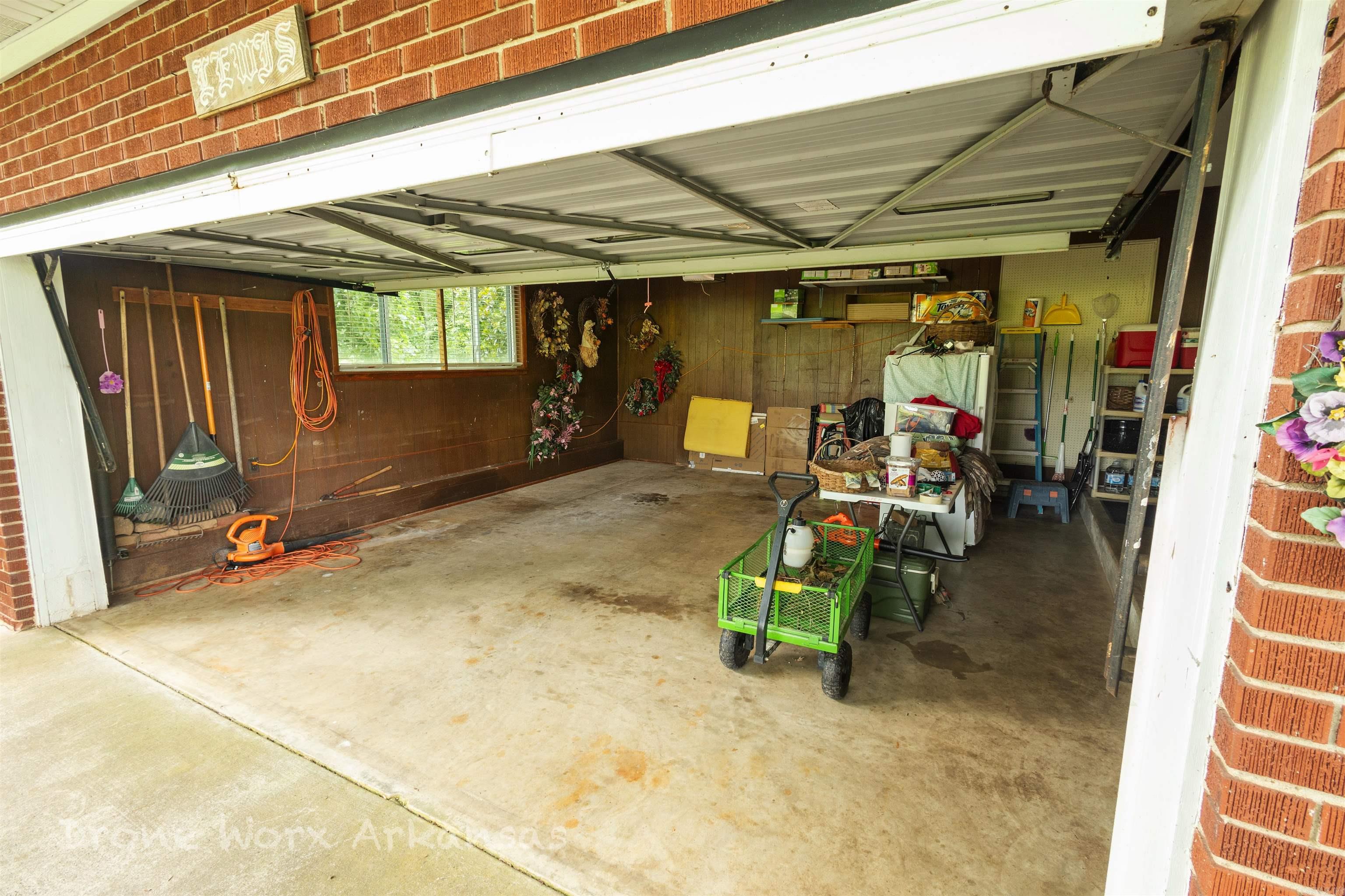 213 Westwood  Marshall, AR
