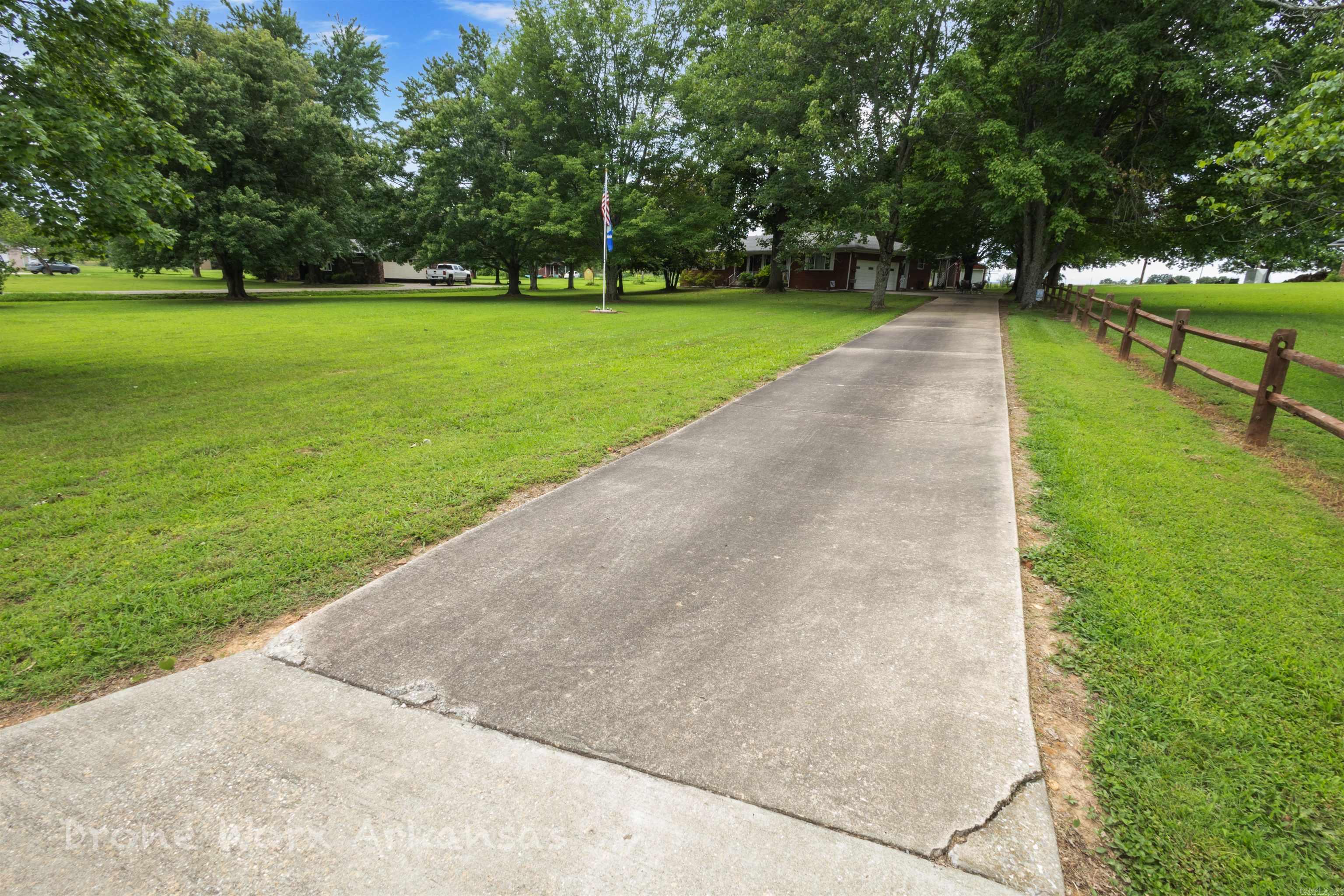 213 Westwood  Marshall, AR