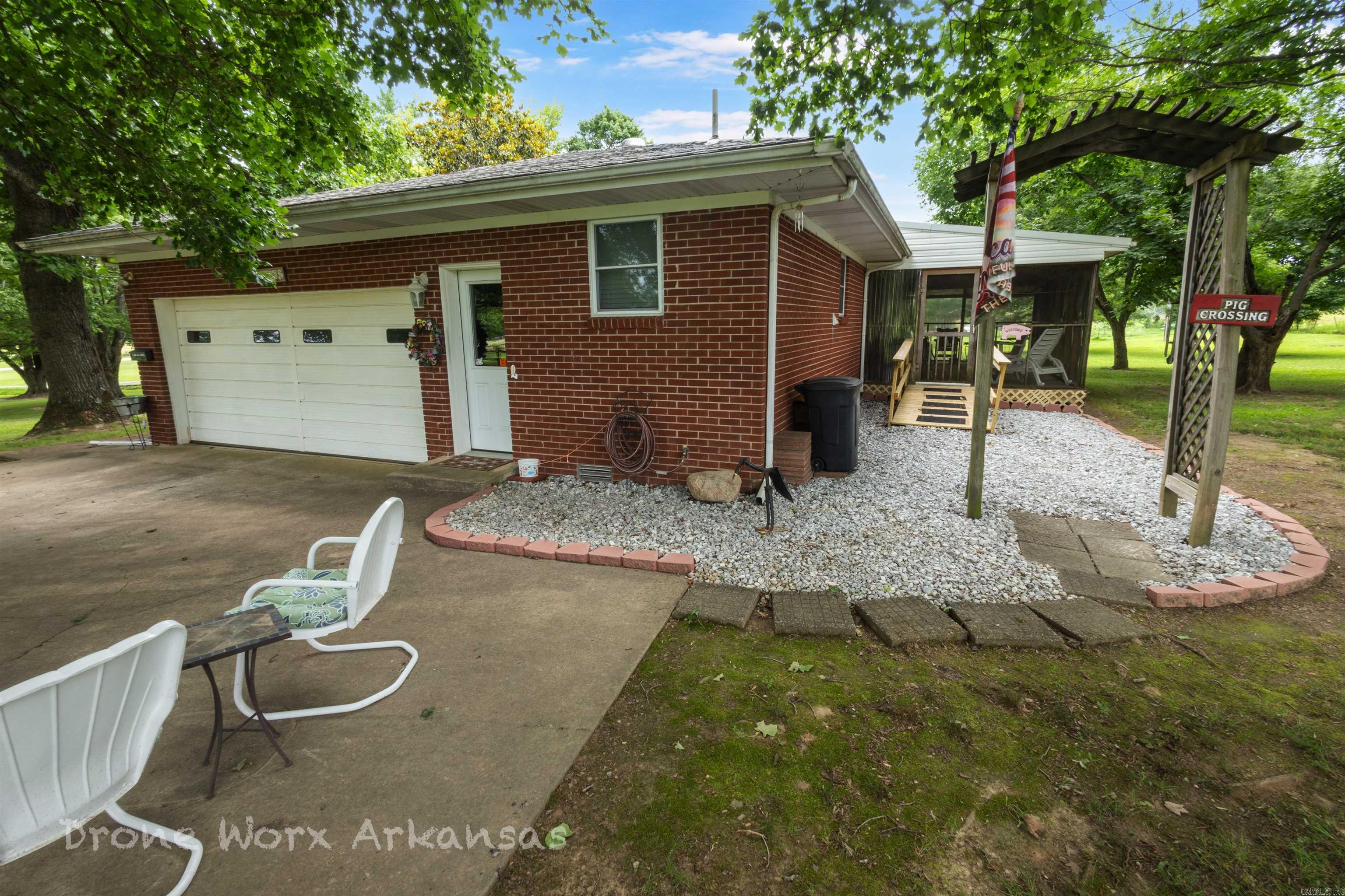 213 Westwood  Marshall, AR