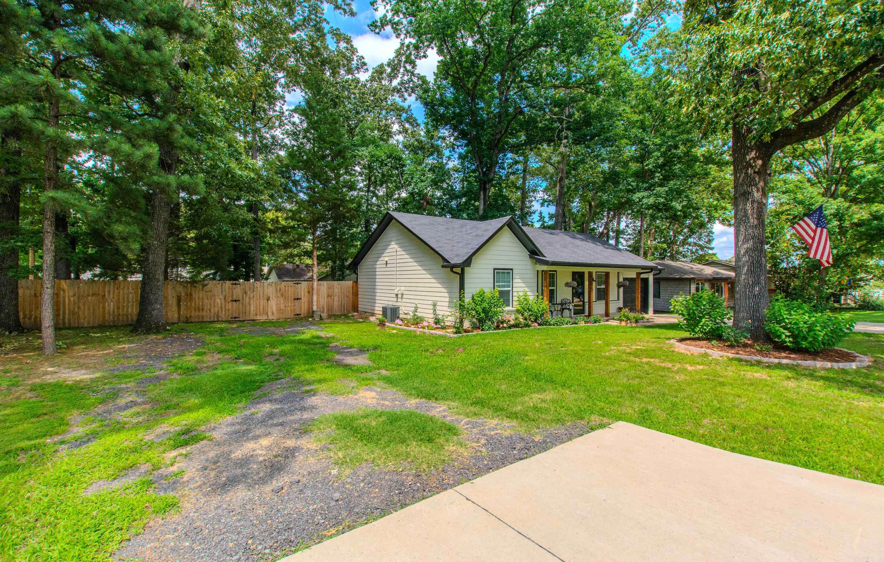 505 Calloway  Sherwood, AR