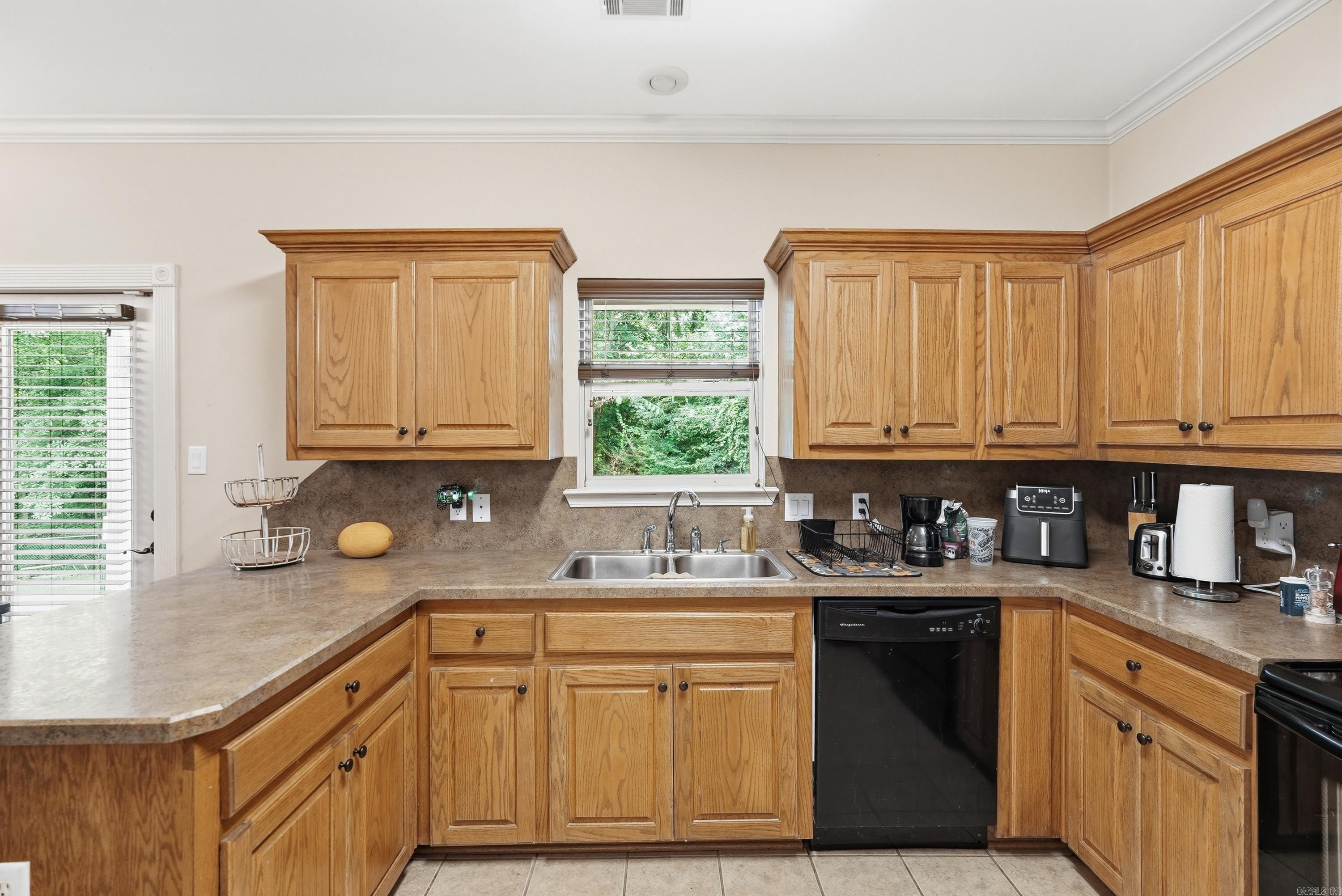 3013 W Greenbrier  Benton, AR