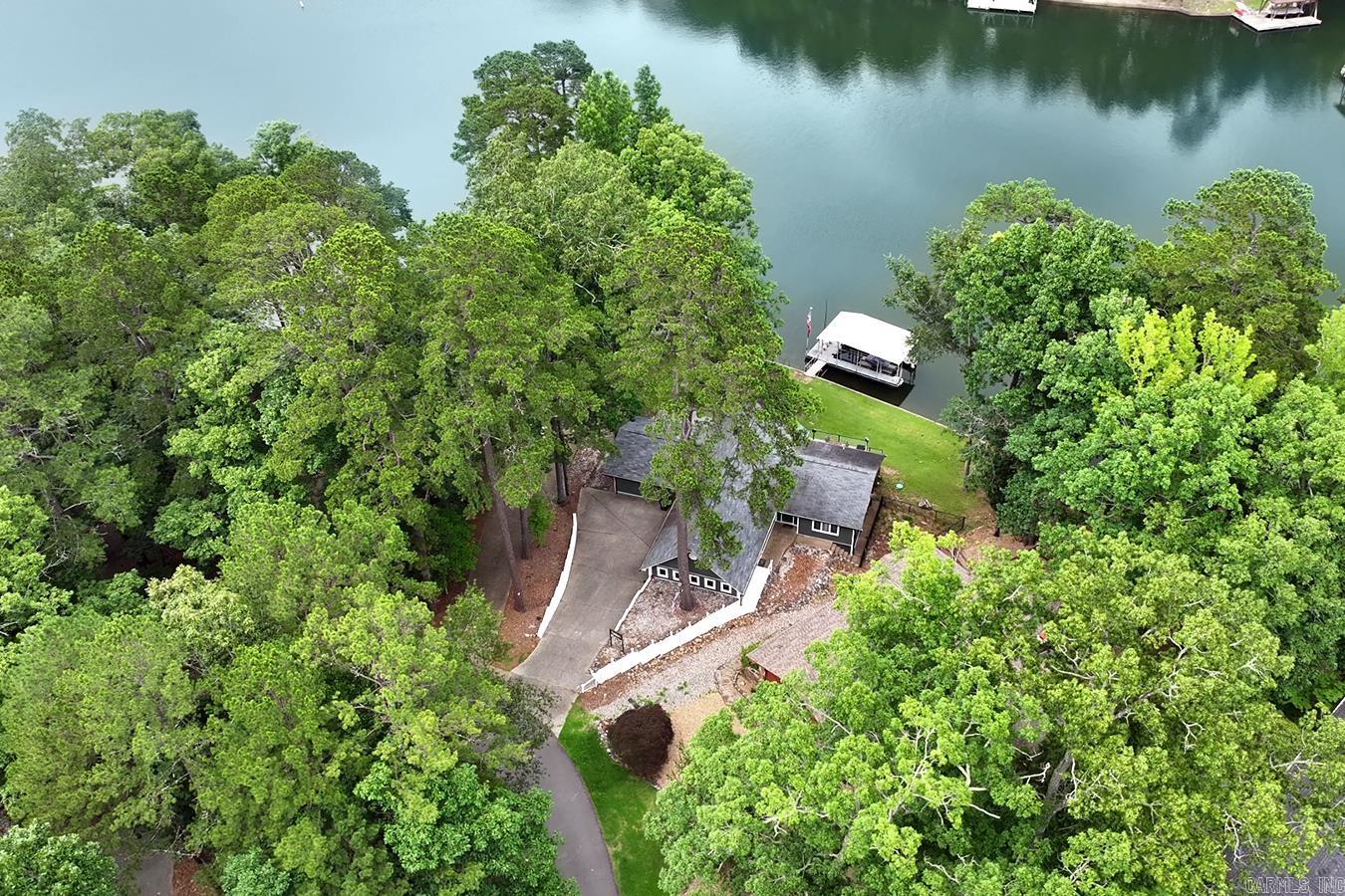 7 Llana  Hot Springs Village, AR