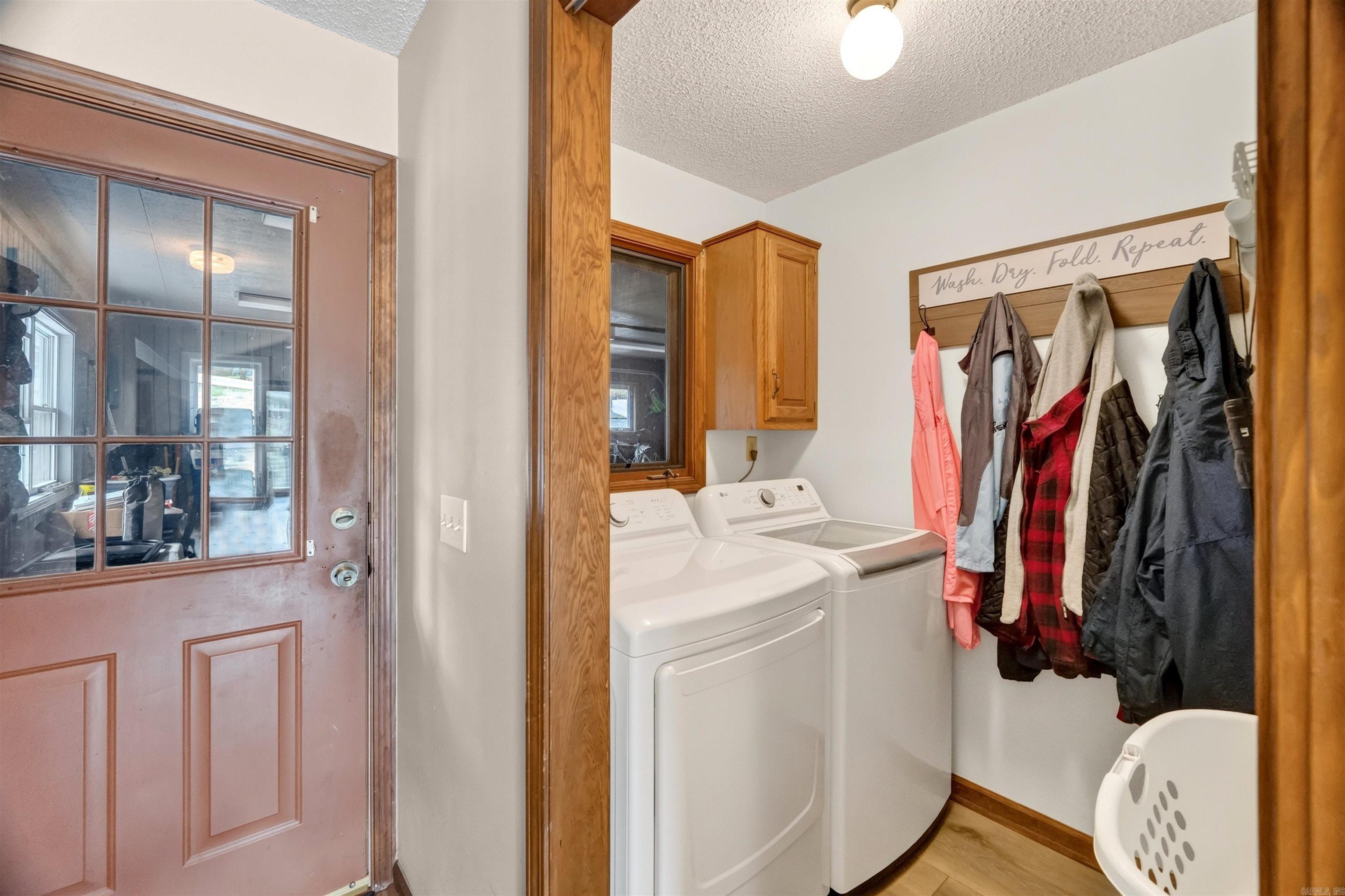 7 Llana  Hot Springs Village, AR