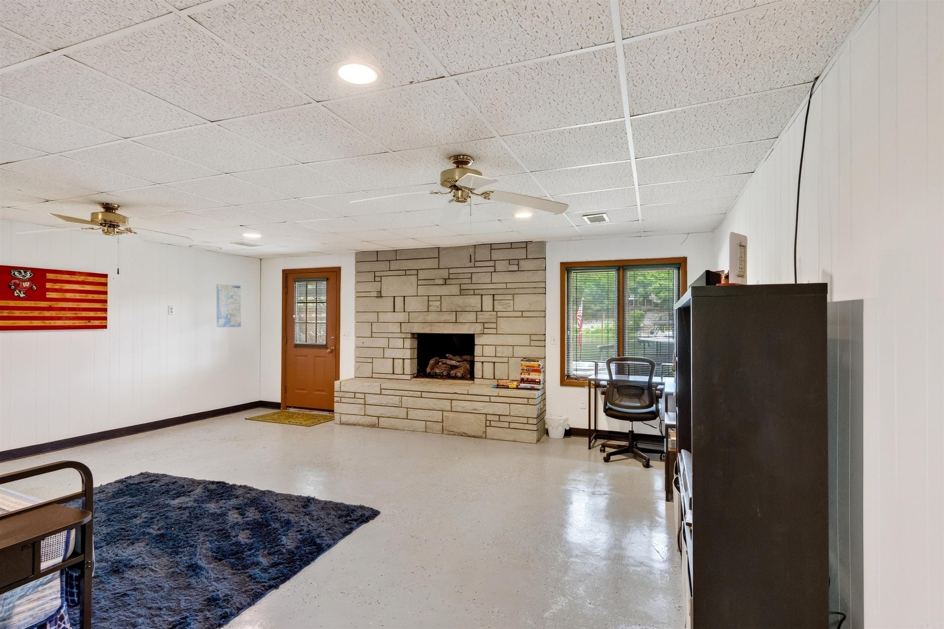 7 Llana  Hot Springs Village, AR