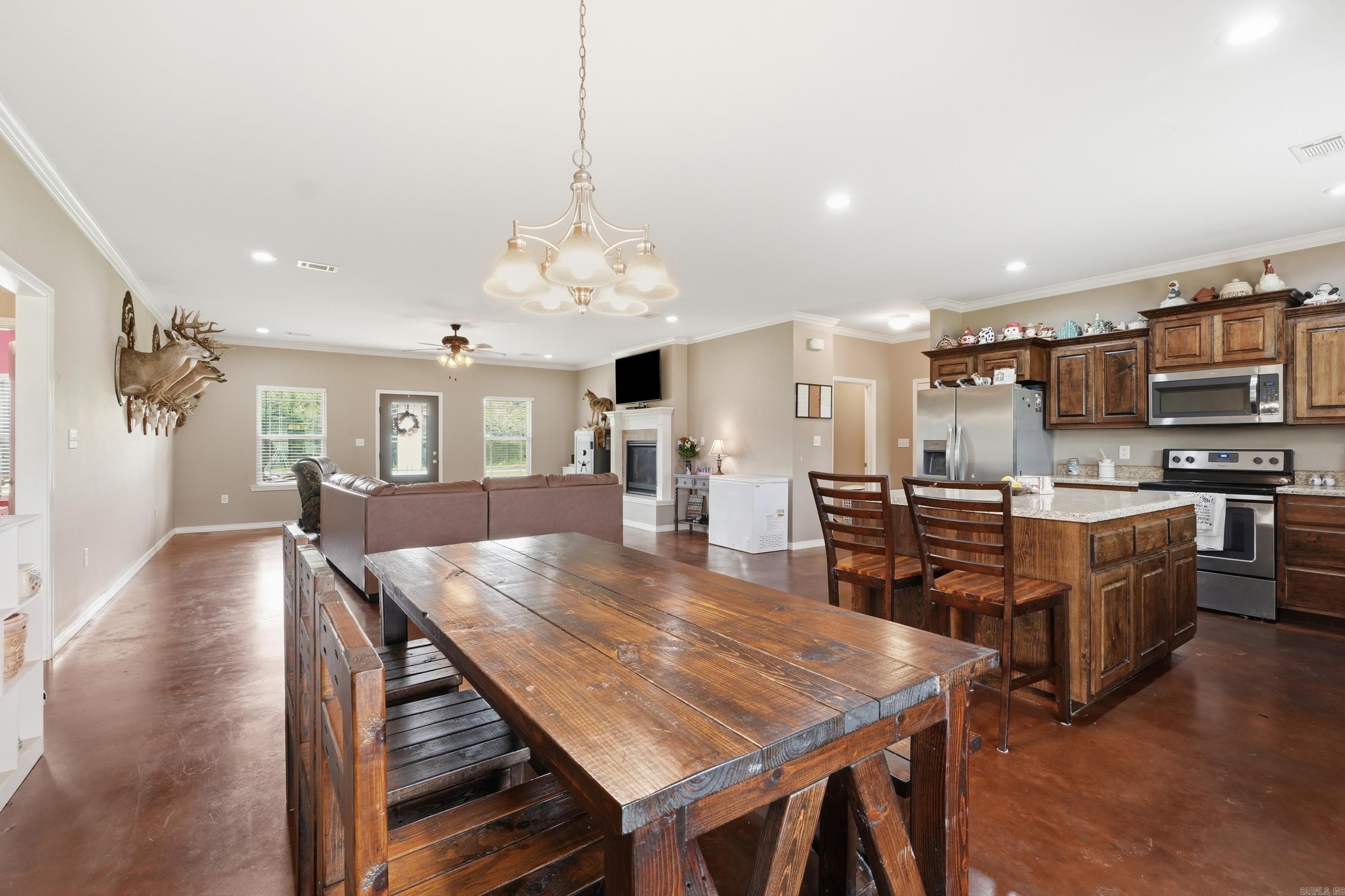 15 Siloam  Mt. Vernon, AR