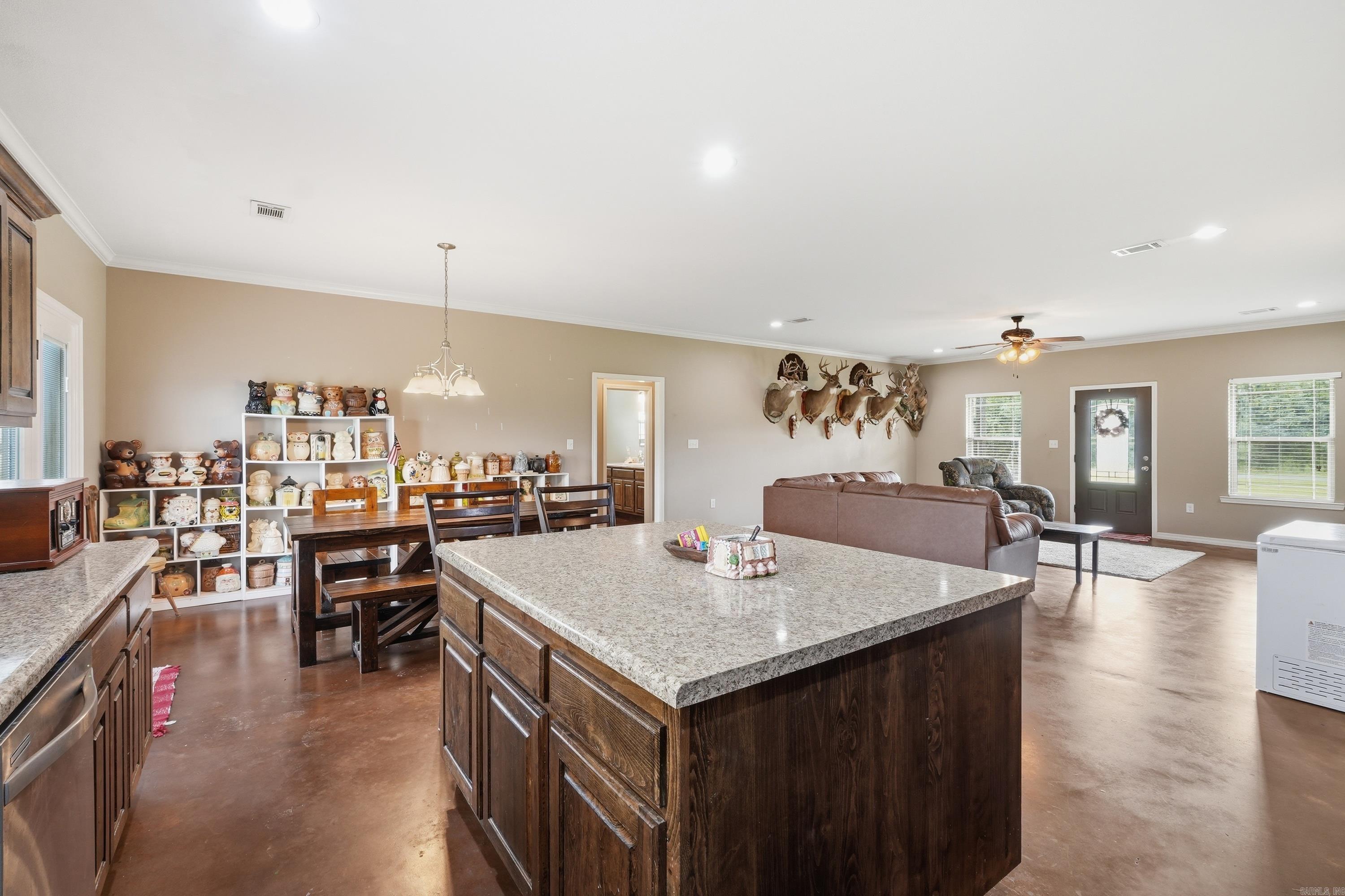 15 Siloam  Mt. Vernon, AR