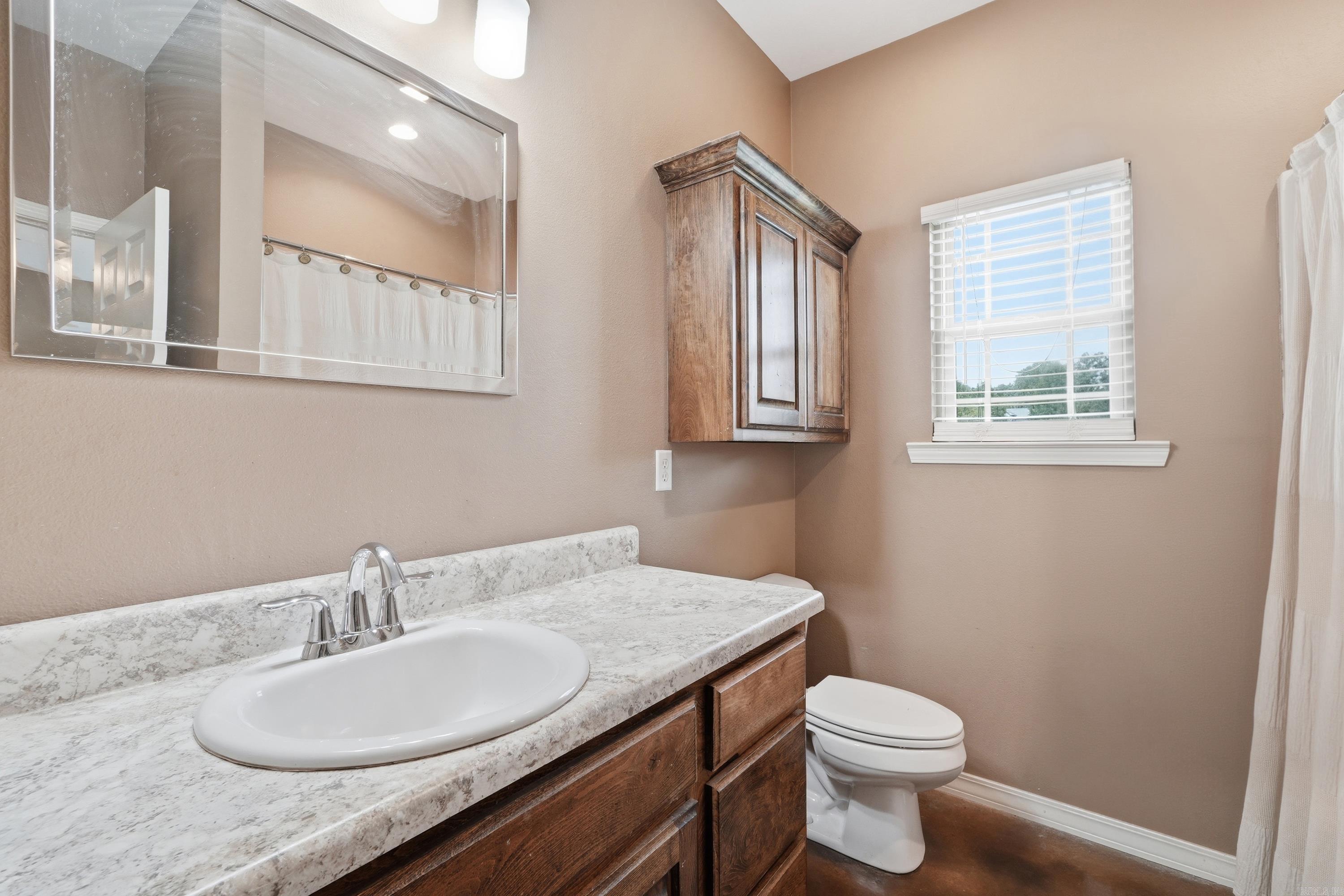 15 Siloam  Mt. Vernon, AR