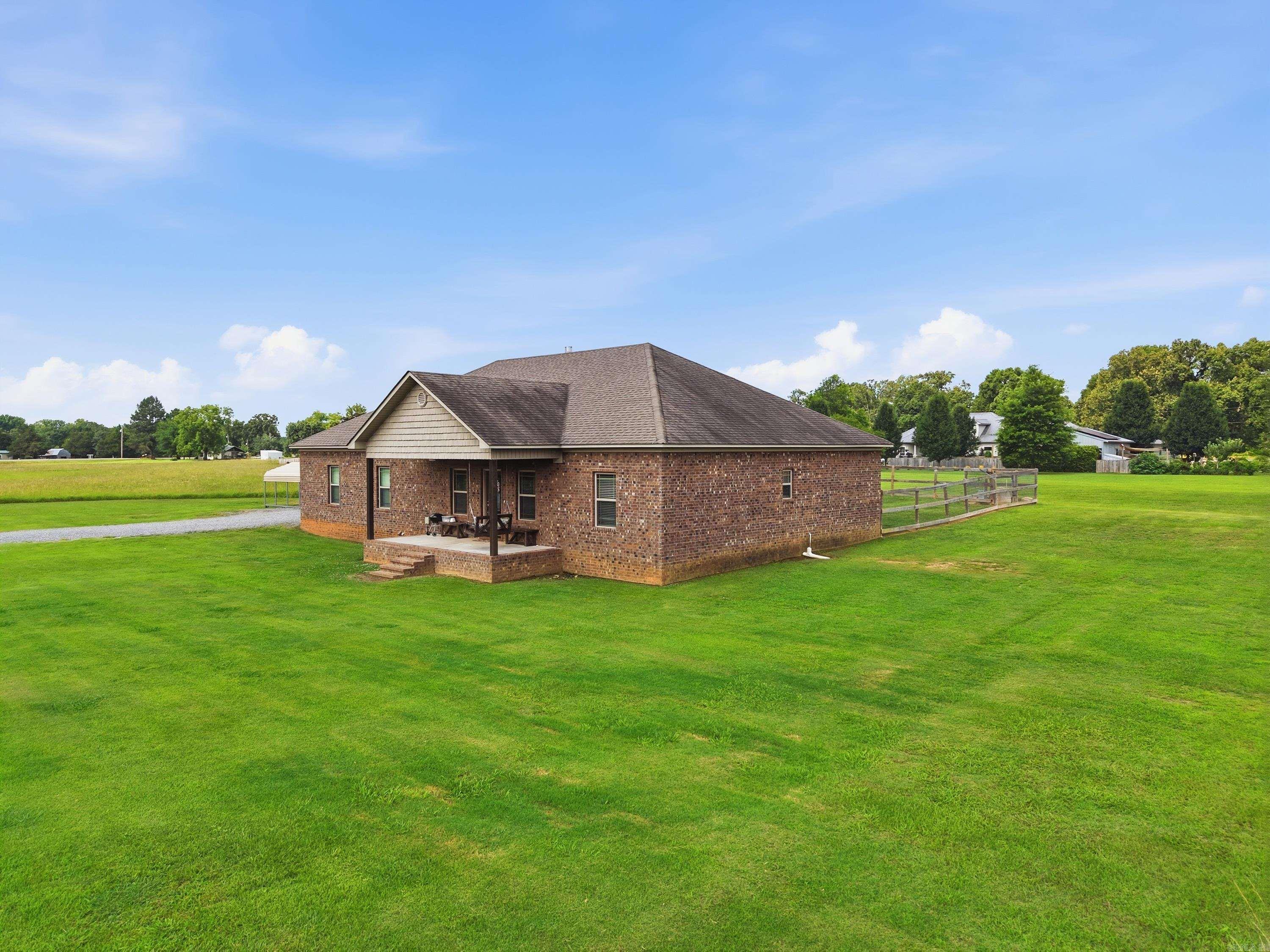 15 Siloam  Mt. Vernon, AR