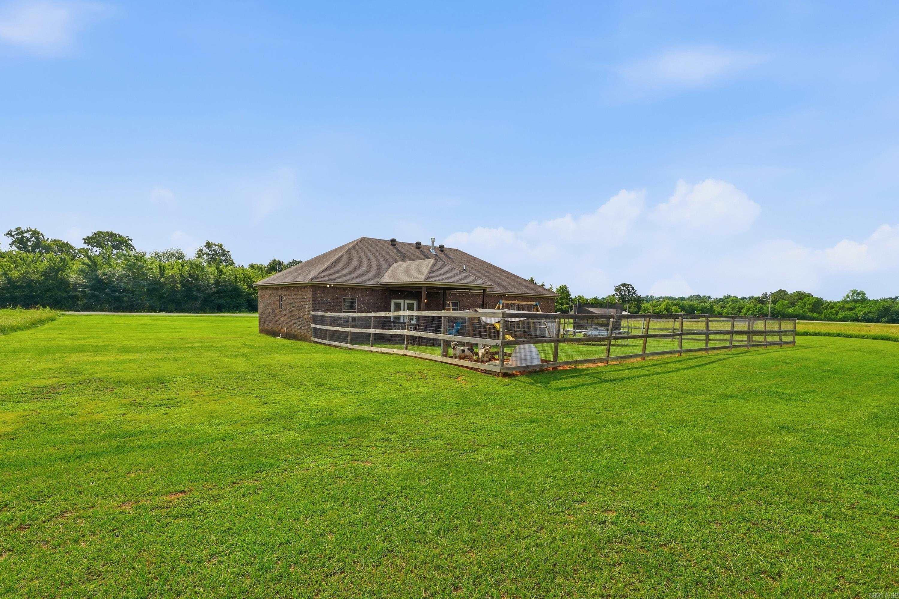 15 Siloam  Mt. Vernon, AR