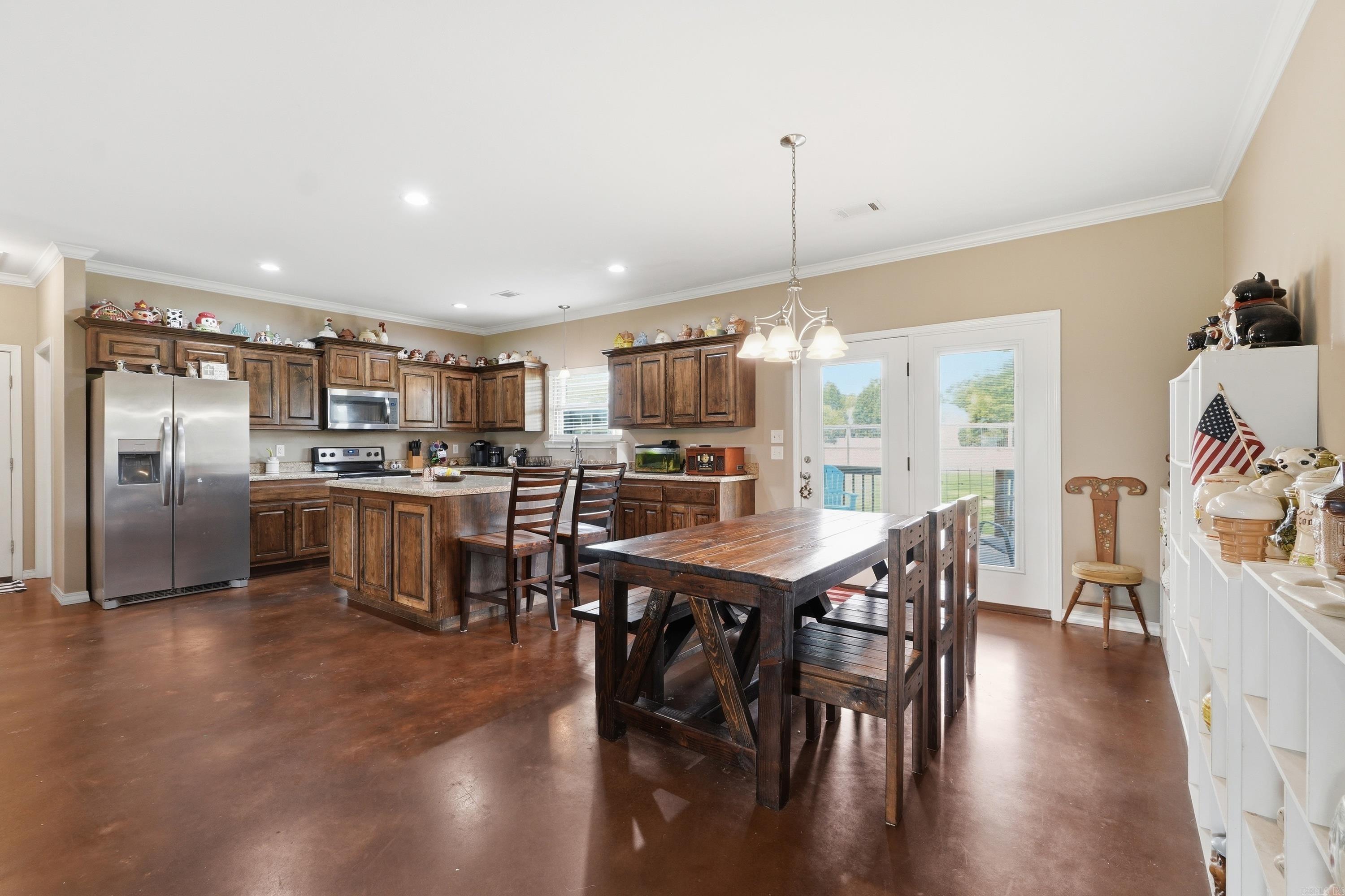 15 Siloam  Mt. Vernon, AR
