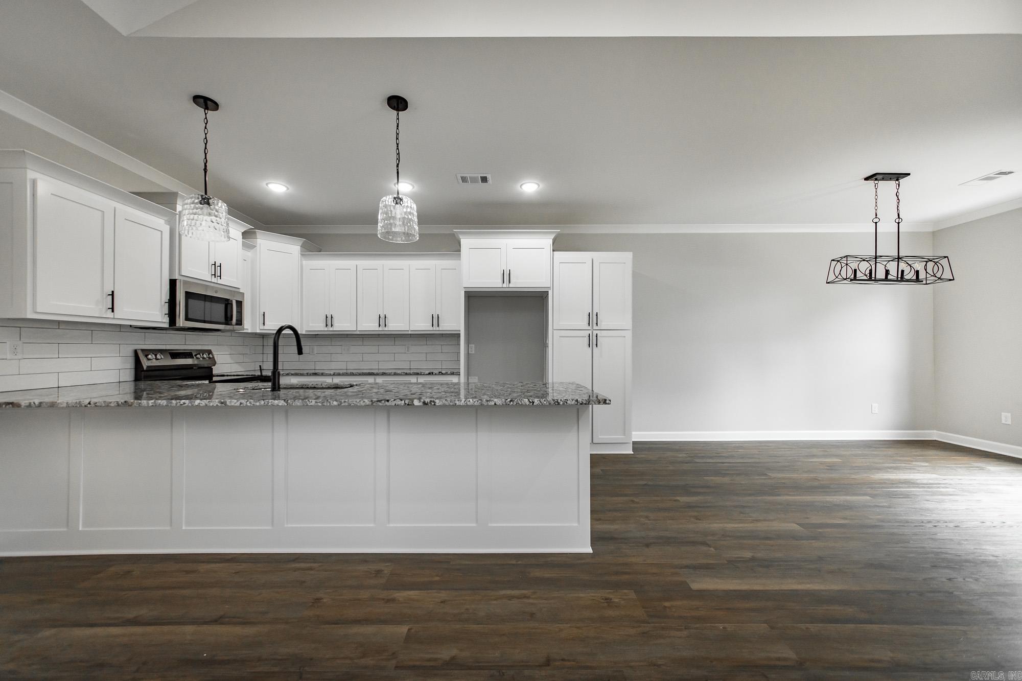 942 Villa Vista  Cabot, AR