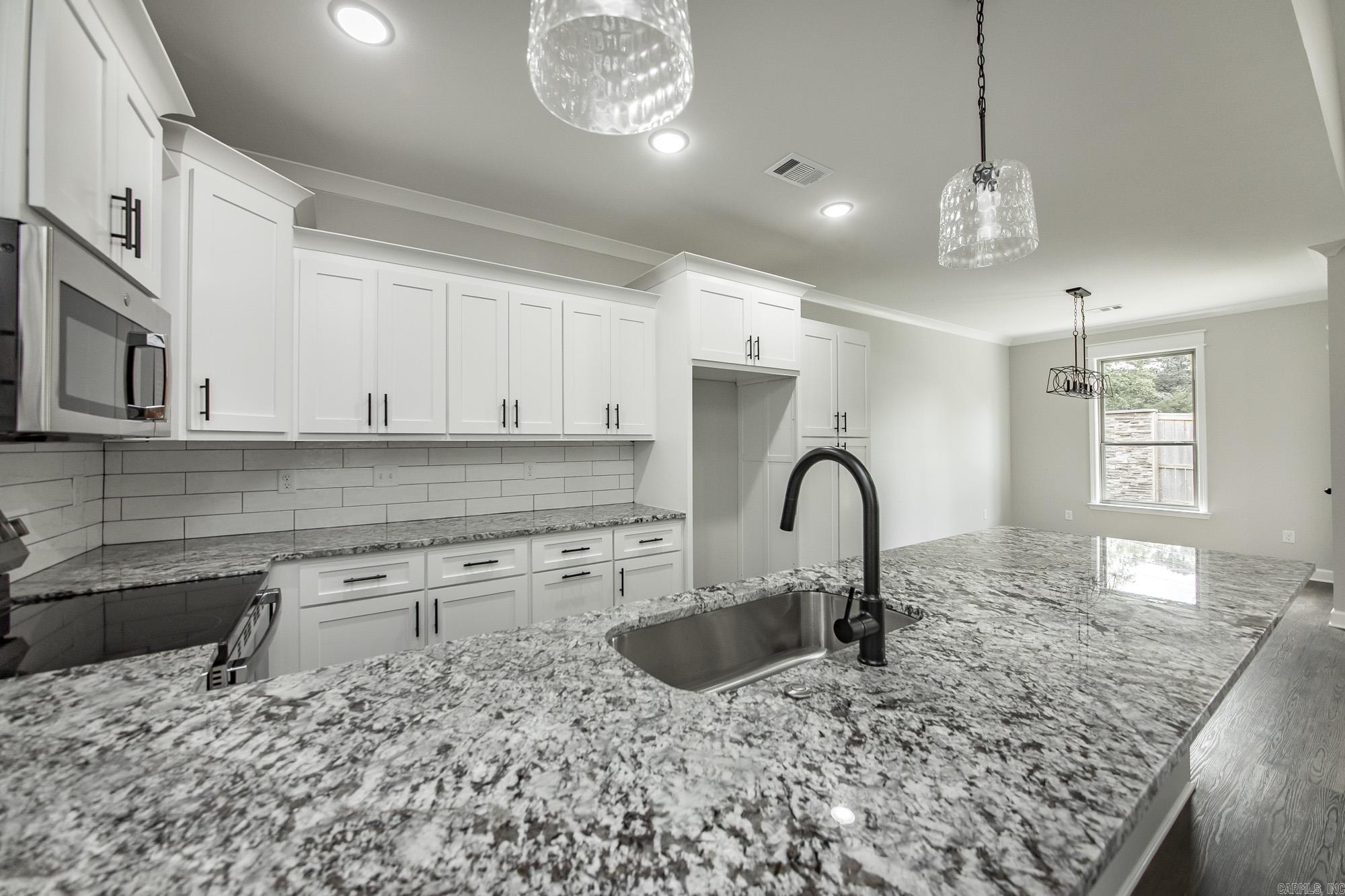 942 Villa Vista  Cabot, AR