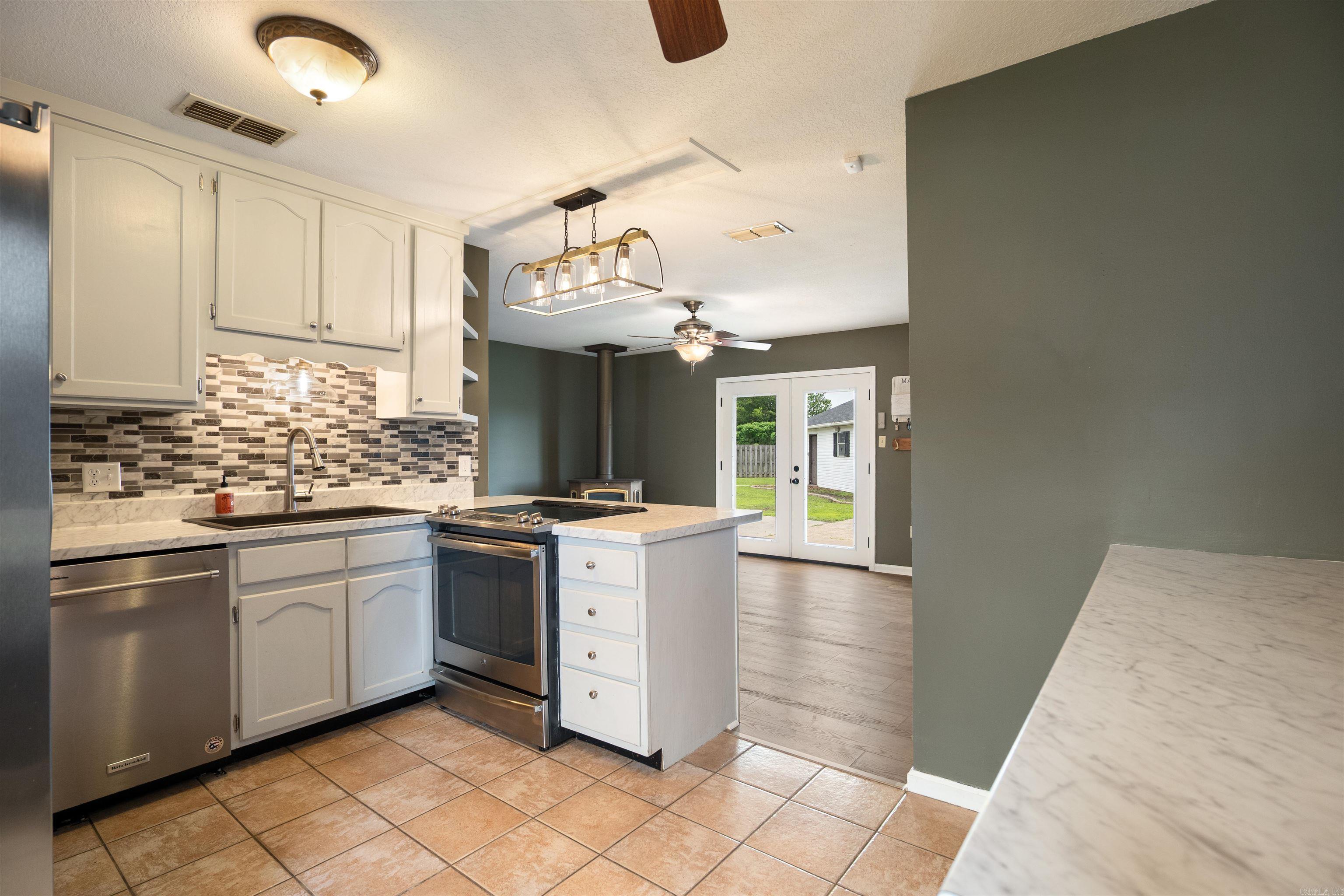 13298 Dixie  Trumann, AR