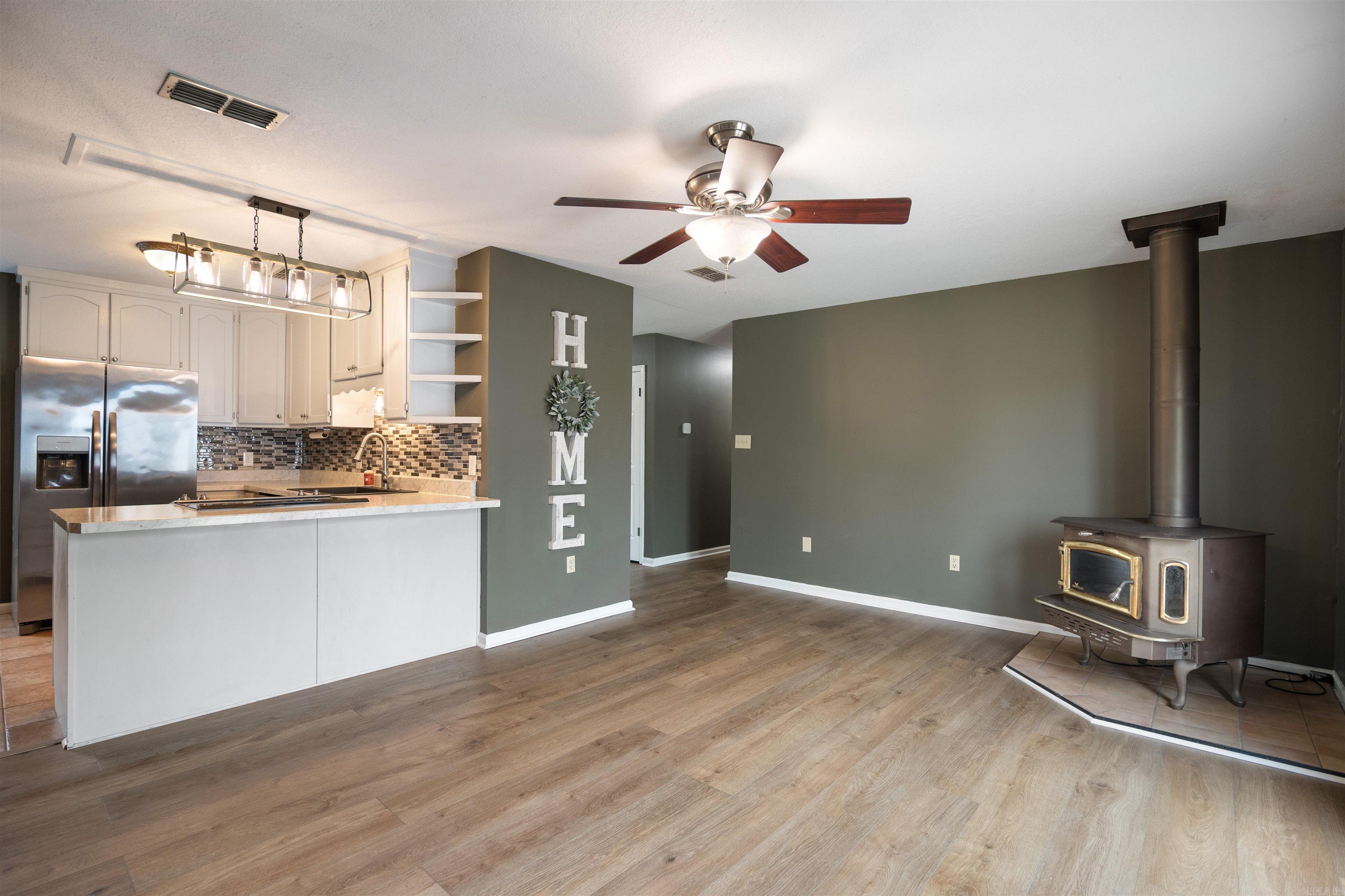 13298 Dixie  Trumann, AR