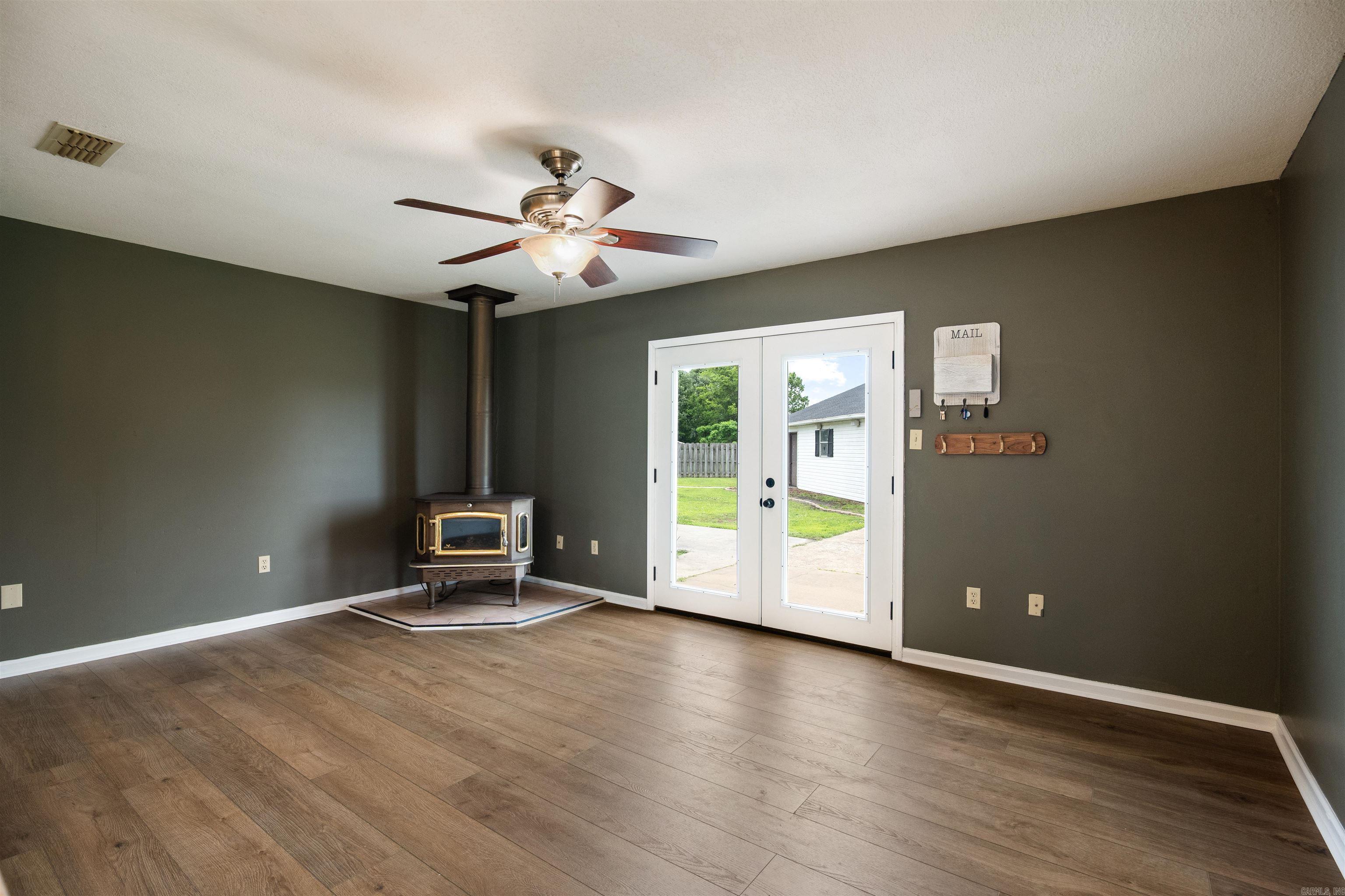 13298 Dixie  Trumann, AR