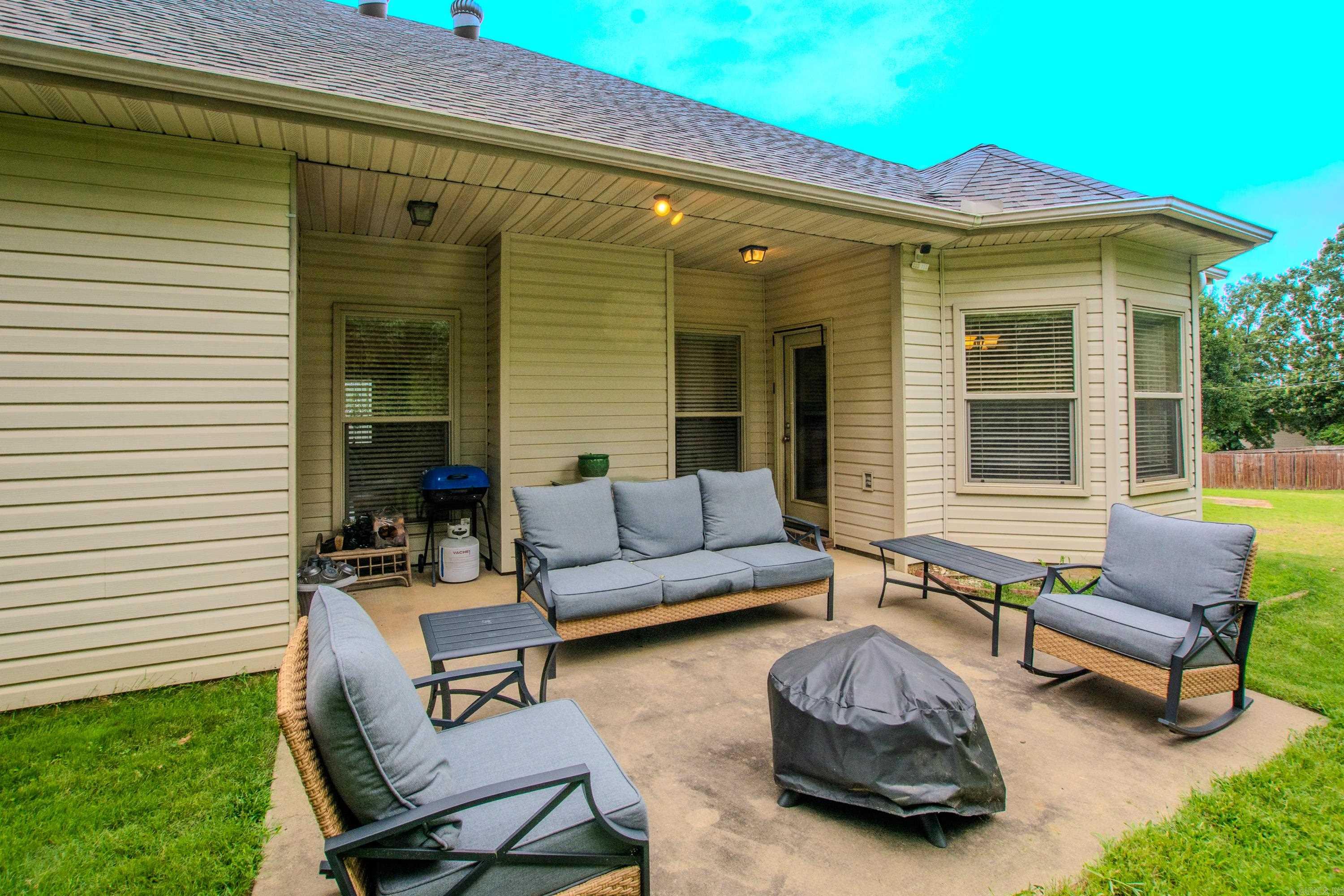 1816 Windridge  Sherwood, AR