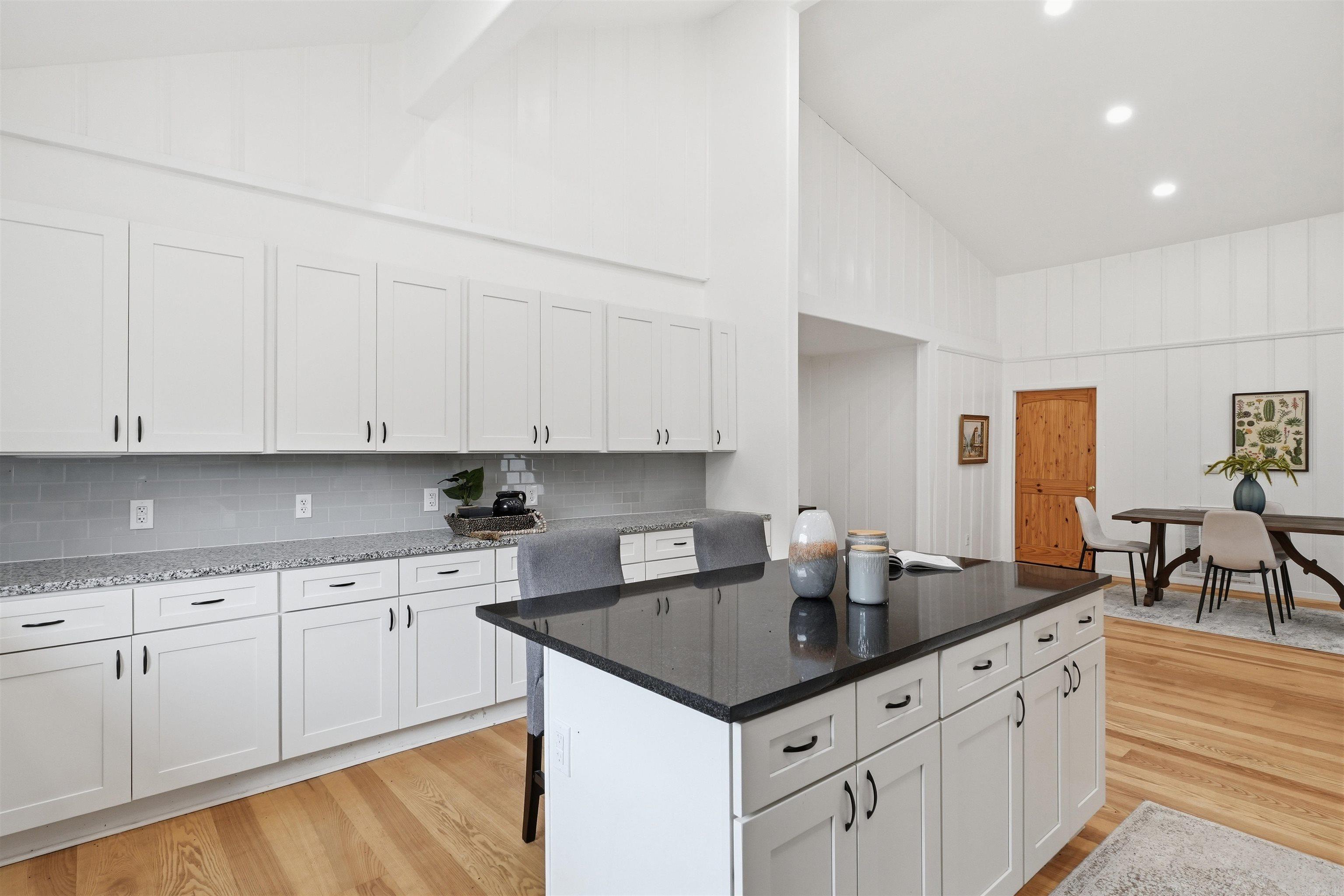 5524 Pinnacle Valley  Little Rock, AR