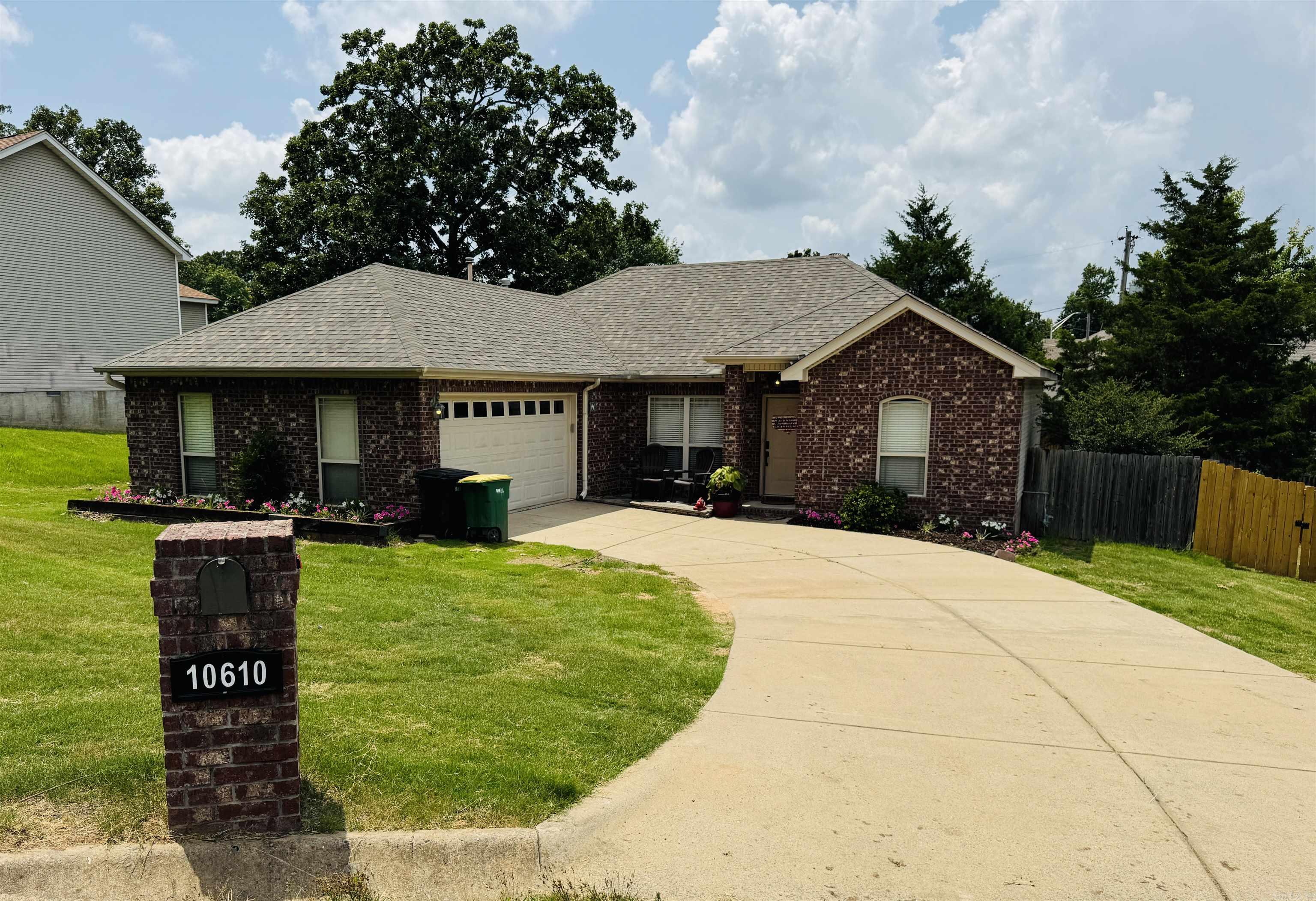 10610 Rockbrook  Sherwood, AR