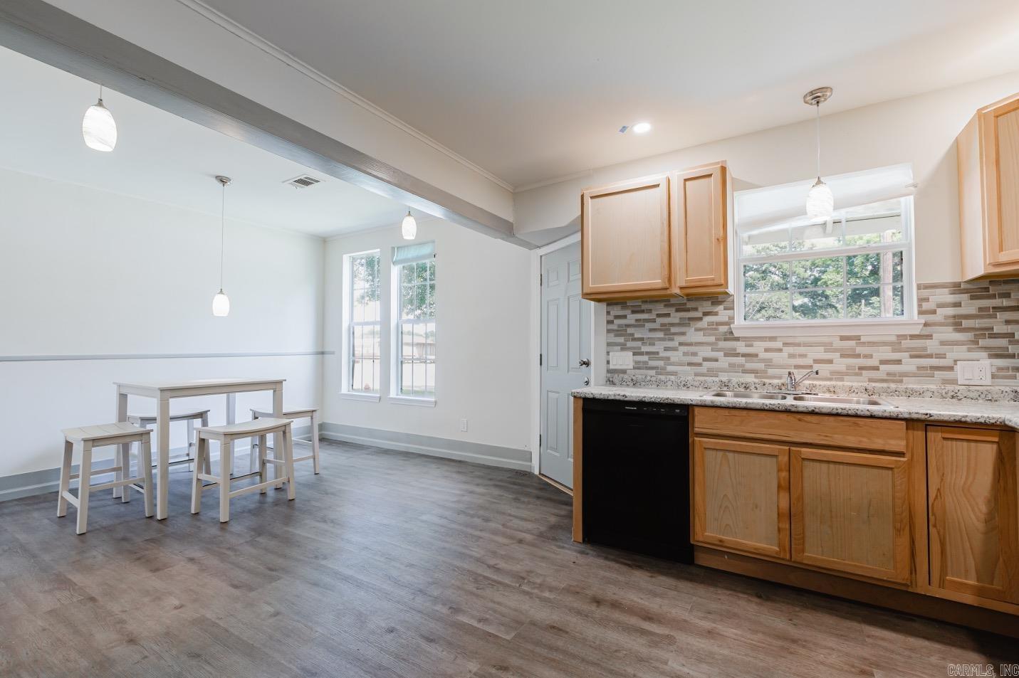 628 E 2nd  Stuttgart, AR