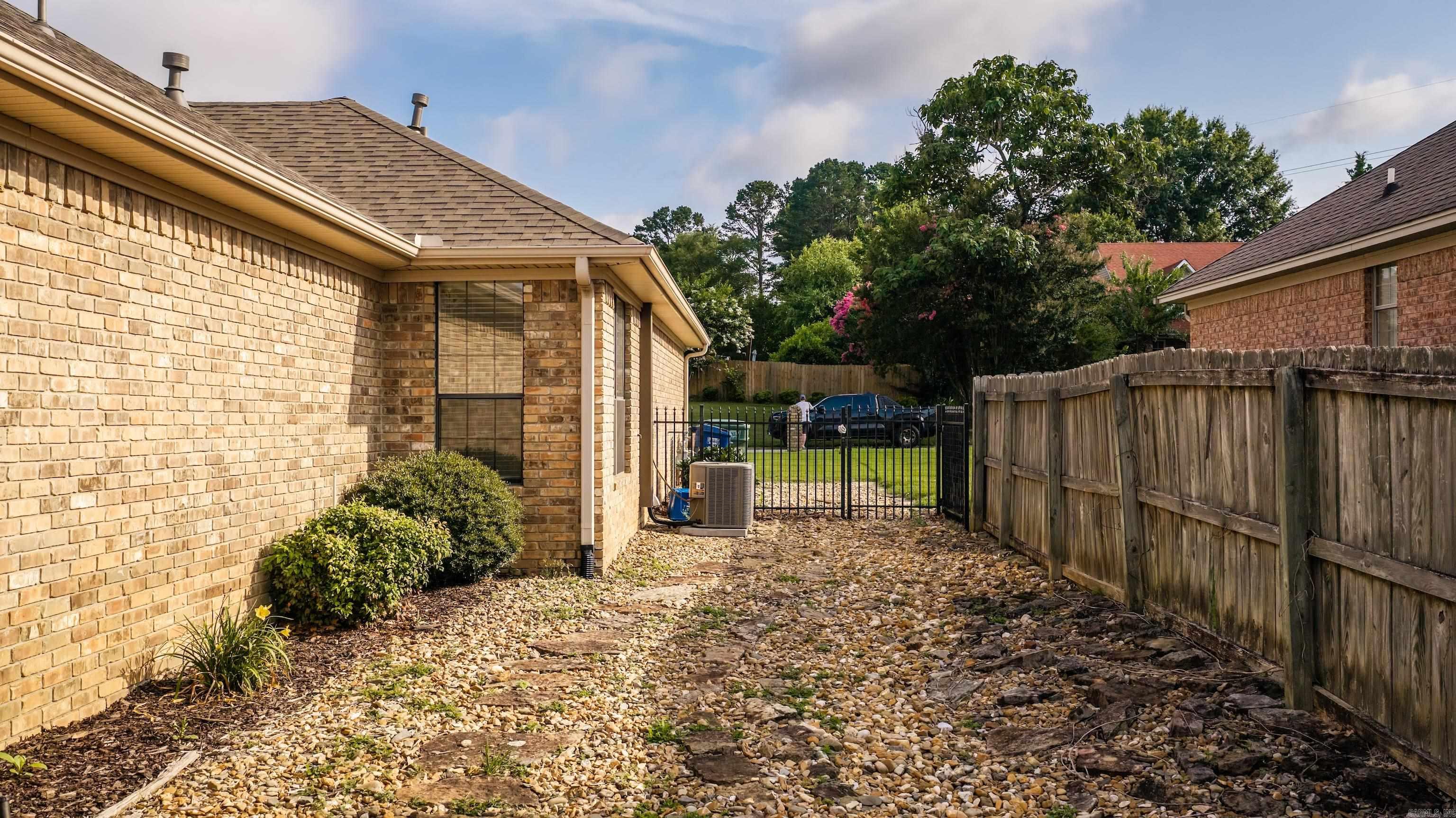3435 Bay Berry Conway, AR 72034